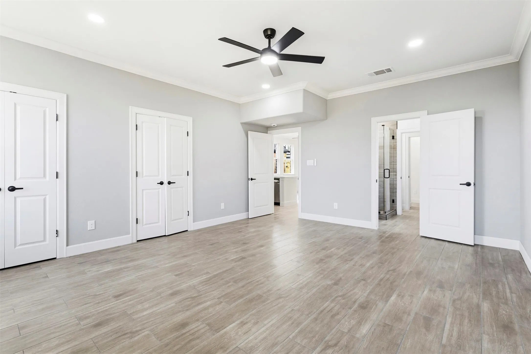 Single Family Residence For Sale in Tarrant County , 1517 Avenue D, Fort Worth, Texas 76104, 4 Bedroom, 2 Bathroom, 2 Garage spaces, 2,024 Sqft, built in 2026, mls#21264056, Real Estate Agent in Fort Worth, Homes For Sale in Tarrant county, Homes For Sale in Fort Worth, Realtor in Fort Worth Texas, Real Estate Brokerage Independent Realty Texas, Luminita Cordes Realtor
