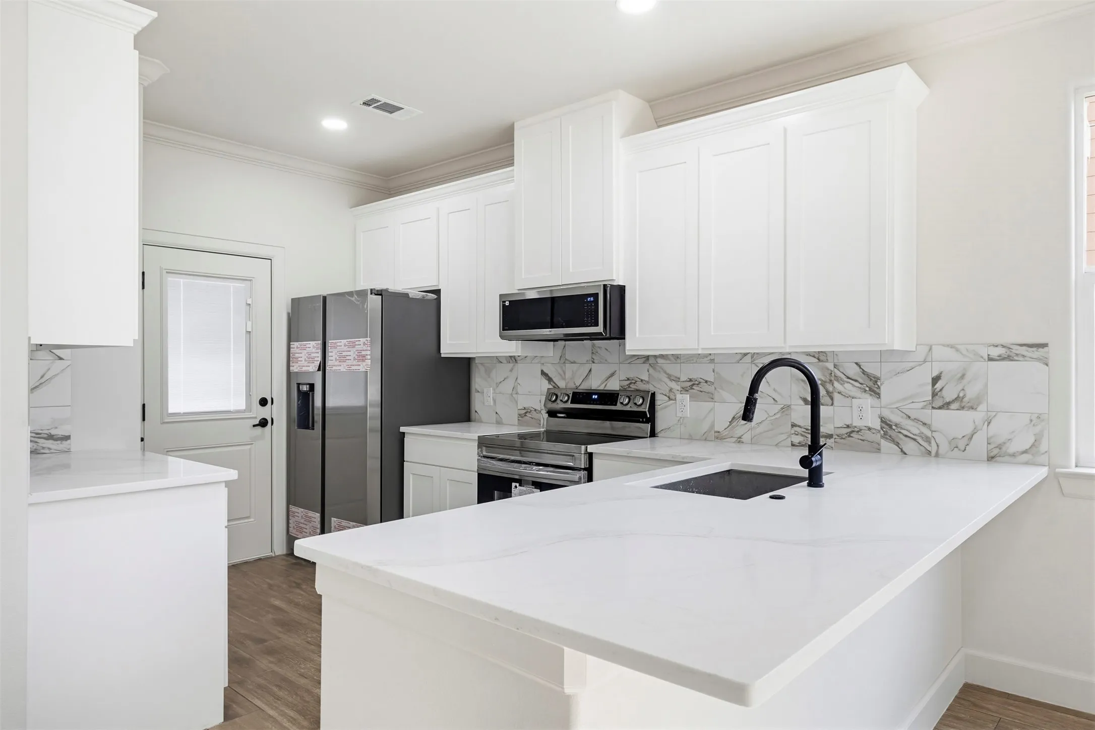 Single Family Residence For Sale in Tarrant County , 1517 Avenue D, Fort Worth, Texas 76104, 4 Bedroom, 2 Bathroom, 2 Garage spaces, 2,024 Sqft, built in 2026, mls#21264056, Real Estate Agent in Fort Worth, Homes For Sale in Tarrant county, Homes For Sale in Fort Worth, Realtor in Fort Worth Texas, Real Estate Brokerage Independent Realty Texas, Luminita Cordes Realtor