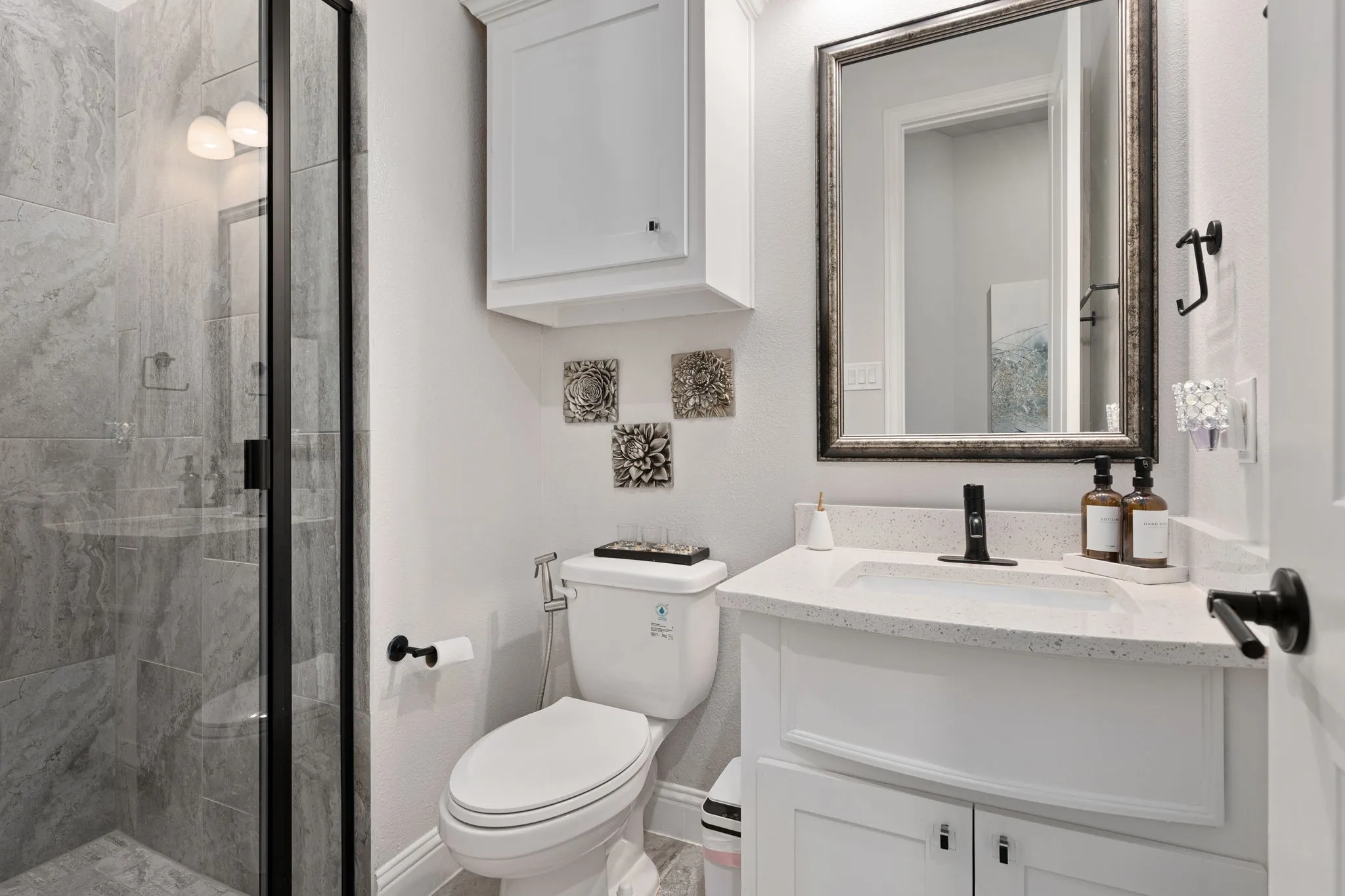 Single Family Residence For Sale in Denton County , 116 Thoroughbred Drive, Hickory Creek, Texas 75065, 5 Bedroom, 4 Bathroom, 3 Garage spaces, 4,454 Sqft, built in 2019, mls#21267079, Real Estate Agent in Hickory Creek, Homes For Sale in Denton county, Homes For Sale in Hickory Creek, Realtor in Hickory Creek Texas, Real Estate Brokerage Independent Realty Texas, Luminita Cordes Realtor