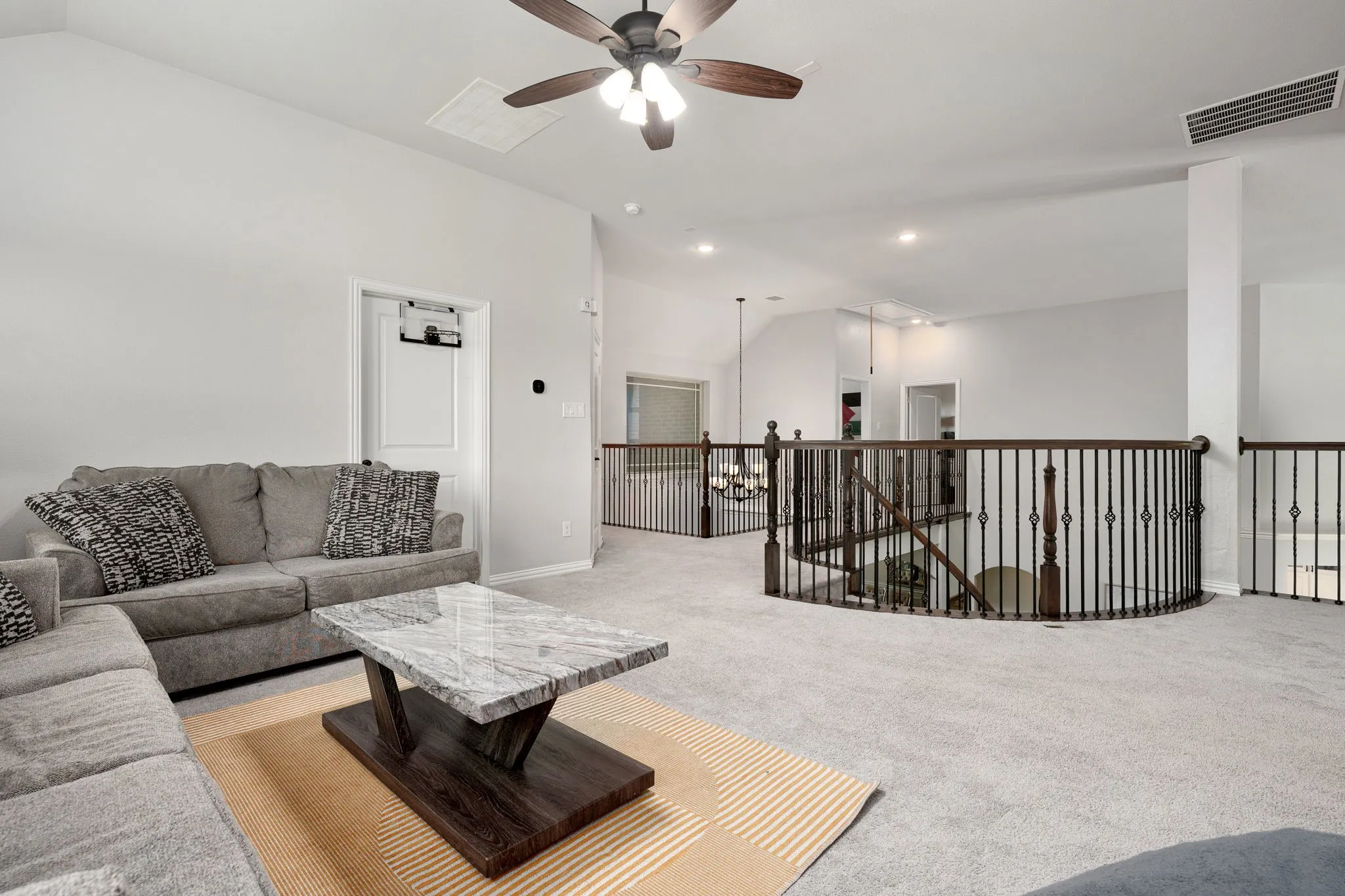 Single Family Residence For Sale in Denton County , 116 Thoroughbred Drive, Hickory Creek, Texas 75065, 5 Bedroom, 4 Bathroom, 3 Garage spaces, 4,454 Sqft, built in 2019, mls#21267079, Real Estate Agent in Hickory Creek, Homes For Sale in Denton county, Homes For Sale in Hickory Creek, Realtor in Hickory Creek Texas, Real Estate Brokerage Independent Realty Texas, Luminita Cordes Realtor