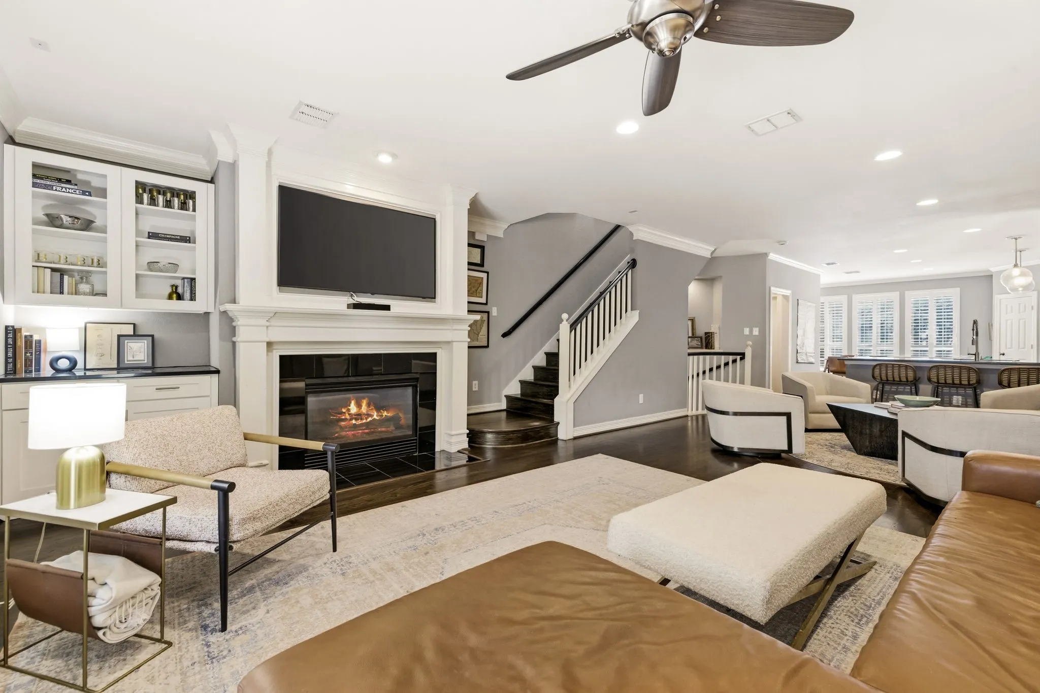 Single Family Residence For Sale in Dallas County , 3427 Howell Street, Dallas, Texas 75204, 3 Bedrooms, 4 Bathrooms, 2 Garage spaces, 2,471 Sqft, built in 2004, Price $790,000, mls#21259699, Real Estate Agent in Dallas, Homes For Sale in Dallas county, Homes For Sale in Dallas, Realtor in Dallas Texas, Real Estate Brokerage Independent Realty Texas, Luminita Cordes Realtor