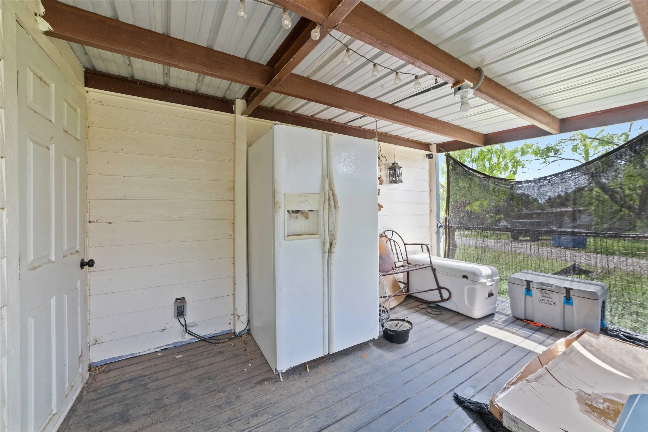 Single Family Residence For Sale in Brown County , 4991 Thunderbird Drive, May, Texas 76857, 3 Bedroom, 2 Bathroom, Garage spaces, 1,252 Sqft, built in 2008, mls#21269129, Real Estate Agent in May, Homes For Sale in Brown county, Homes For Sale in May, Realtor in May Texas, Real Estate Brokerage Independent Realty Texas, Luminita Cordes Realtor