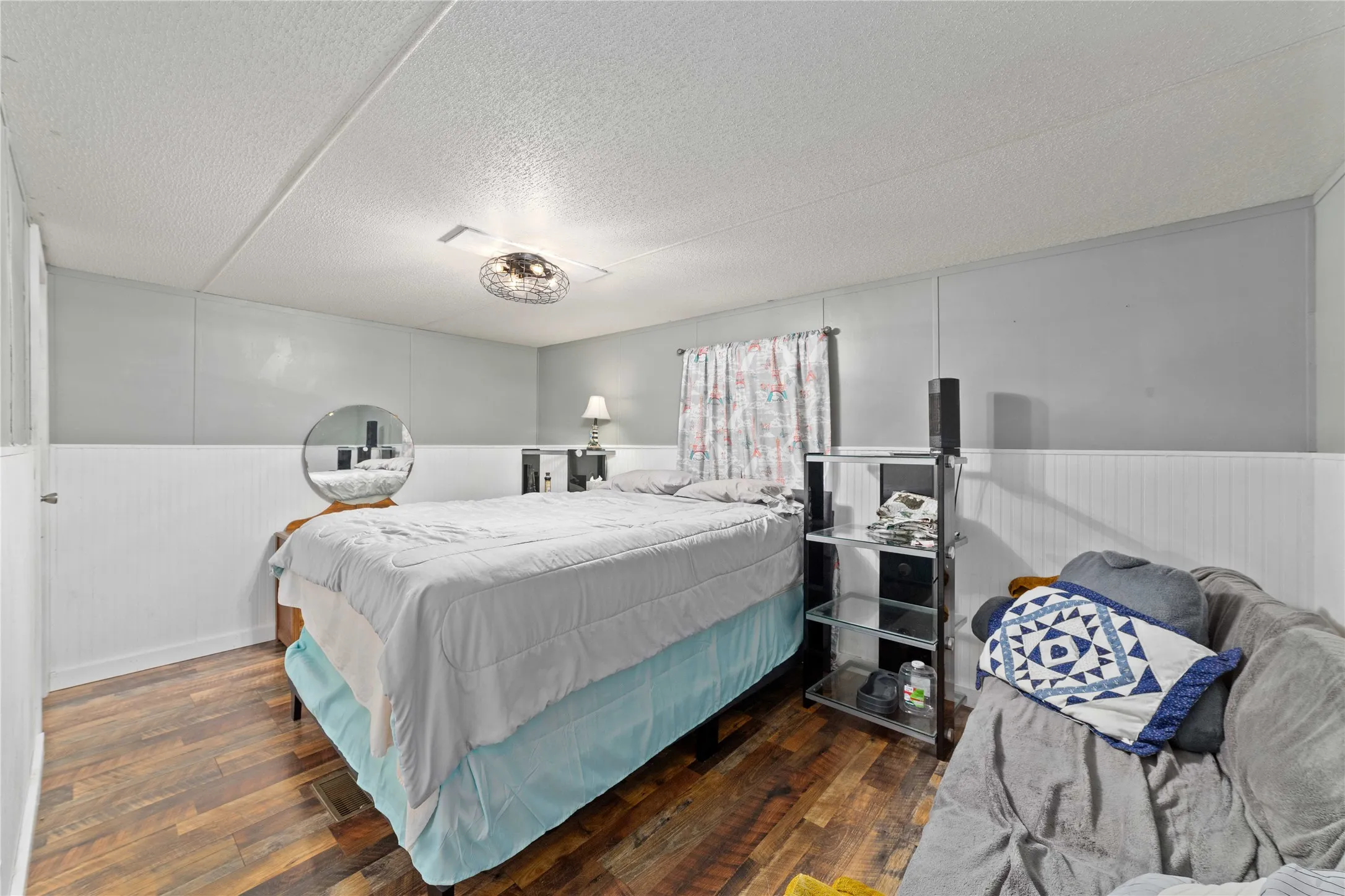 Single Family Residence For Sale in Brown County , 4991 Thunderbird Drive, May, Texas 76857, 3 Bedroom, 2 Bathroom, Garage spaces, 1,252 Sqft, built in 2008, mls#21269129, Real Estate Agent in May, Homes For Sale in Brown county, Homes For Sale in May, Realtor in May Texas, Real Estate Brokerage Independent Realty Texas, Luminita Cordes Realtor