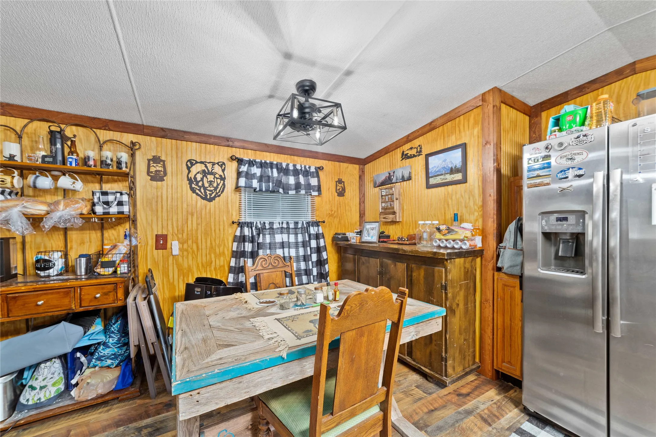 Single Family Residence For Sale in Brown County , 4991 Thunderbird Drive, May, Texas 76857, 3 Bedroom, 2 Bathroom, Garage spaces, 1,252 Sqft, built in 2008, mls#21269129, Real Estate Agent in May, Homes For Sale in Brown county, Homes For Sale in May, Realtor in May Texas, Real Estate Brokerage Independent Realty Texas, Luminita Cordes Realtor