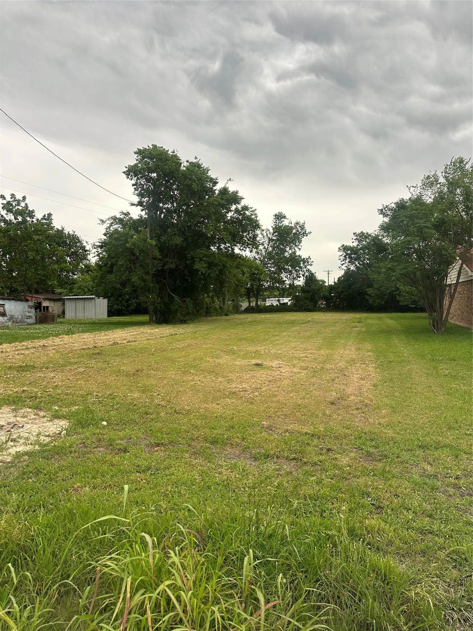 Unimproved Land For Sale in Grayson County , 316 E Davis Street, Howe, Texas 75459, 0, 0, Garage spaces, 0 Sqft, built in 0, mls#21269162, Real Estate Agent in Howe, Homes For Sale in Grayson county, Homes For Sale in Howe, Realtor in Howe Texas, Real Estate Brokerage Independent Realty Texas, Luminita Cordes Realtor