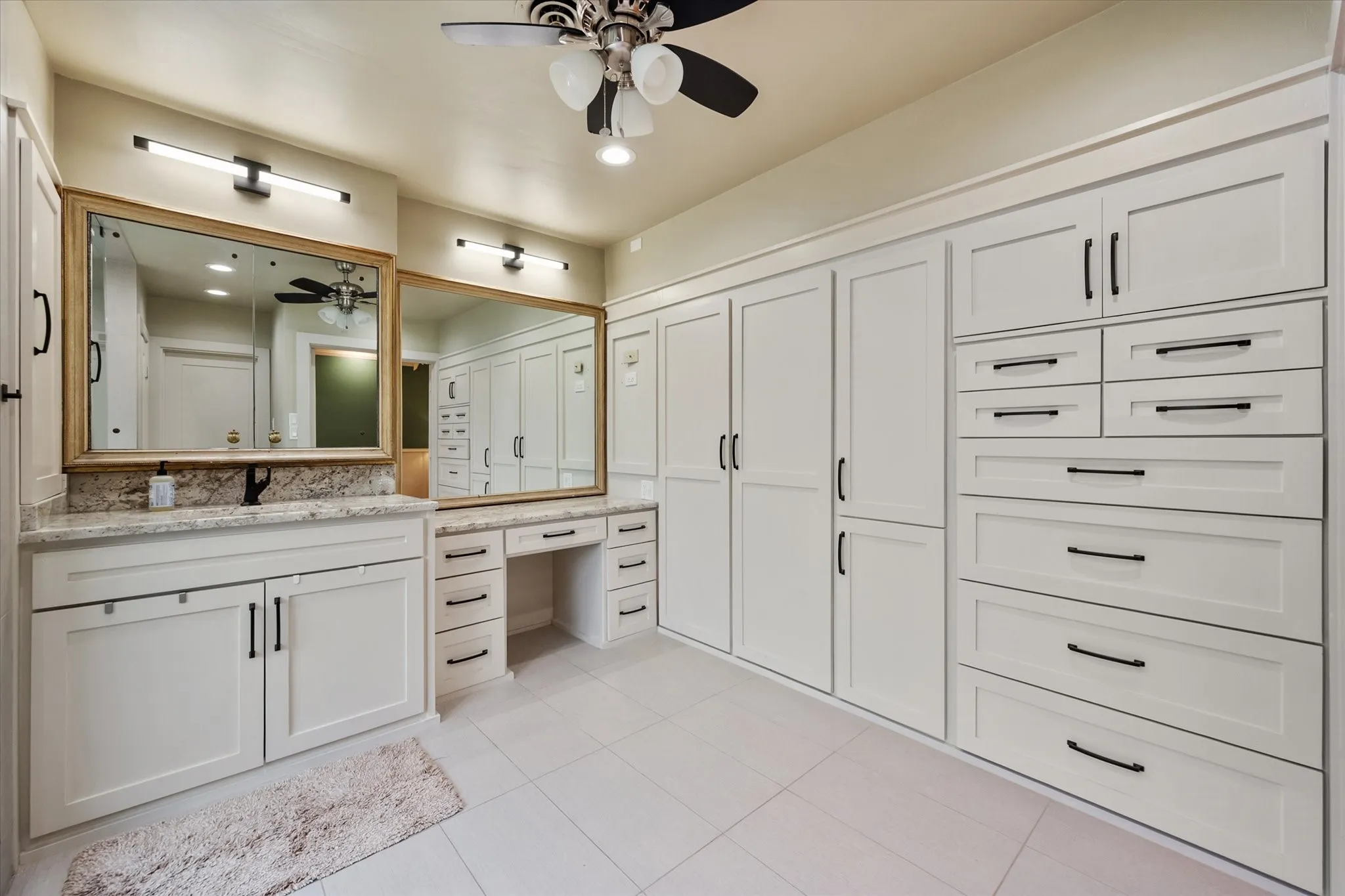 Single Family Residence For Sale in Navarro County , 1111 Governors Drive, Corsicana, Texas 75110, 4 Bedroom, 4 Bathroom, 2 Garage spaces, 4,545 Sqft, built in 1931, mls#21268342, Real Estate Agent in Corsicana, Homes For Sale in Navarro county, Homes For Sale in Corsicana, Realtor in Corsicana Texas, Real Estate Brokerage Independent Realty Texas, Luminita Cordes Realtor