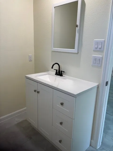 Single Family Residence For Sale in Hill County , 104 S Wall Street, Itasca, Texas 76055, 3 Bedroom, 2 Bathroom, Garage spaces, 1,306 Sqft, built in 2025, mls#21268613, Real Estate Agent in Itasca, Homes For Sale in Hill county, Homes For Sale in Itasca, Realtor in Itasca Texas, Real Estate Brokerage Independent Realty Texas, Luminita Cordes Realtor