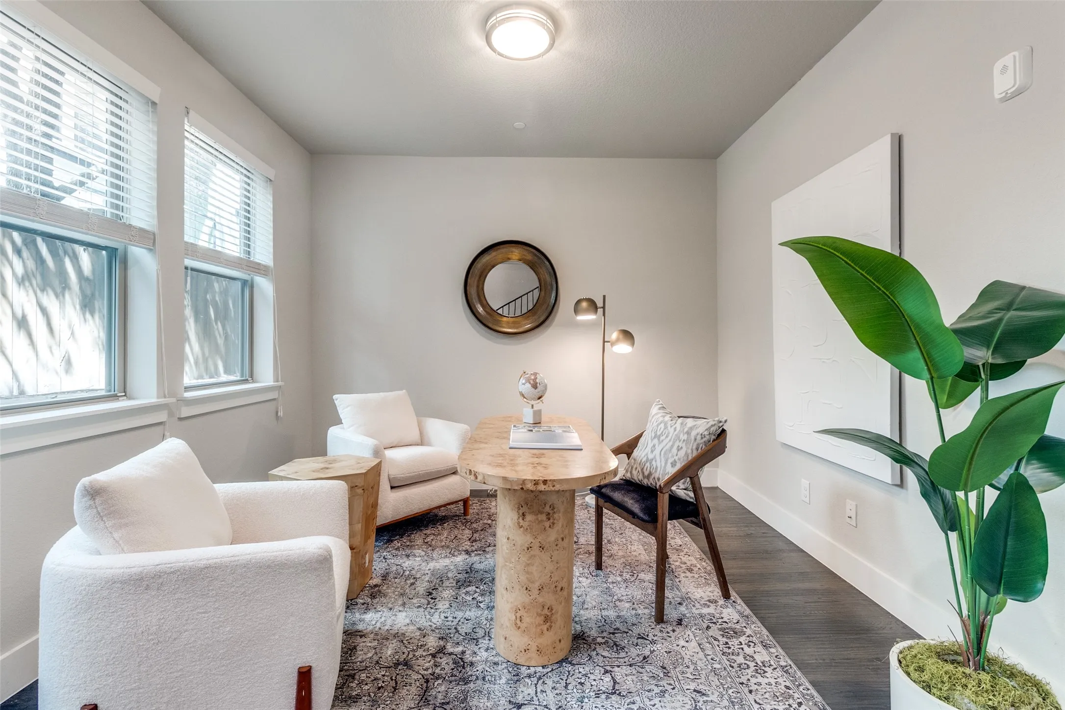 Condominium For Sale in Dallas County , 3170 Carmel Street 103, Dallas, Texas 75204, 2 Bedroom, 3 Bathroom, 2 Garage spaces, 2,018 Sqft, built in 2018, mls#21268324, Real Estate Agent in Dallas, Homes For Sale in Dallas county, Homes For Sale in Dallas, Realtor in Dallas Texas, Real Estate Brokerage Independent Realty Texas, Luminita Cordes Realtor