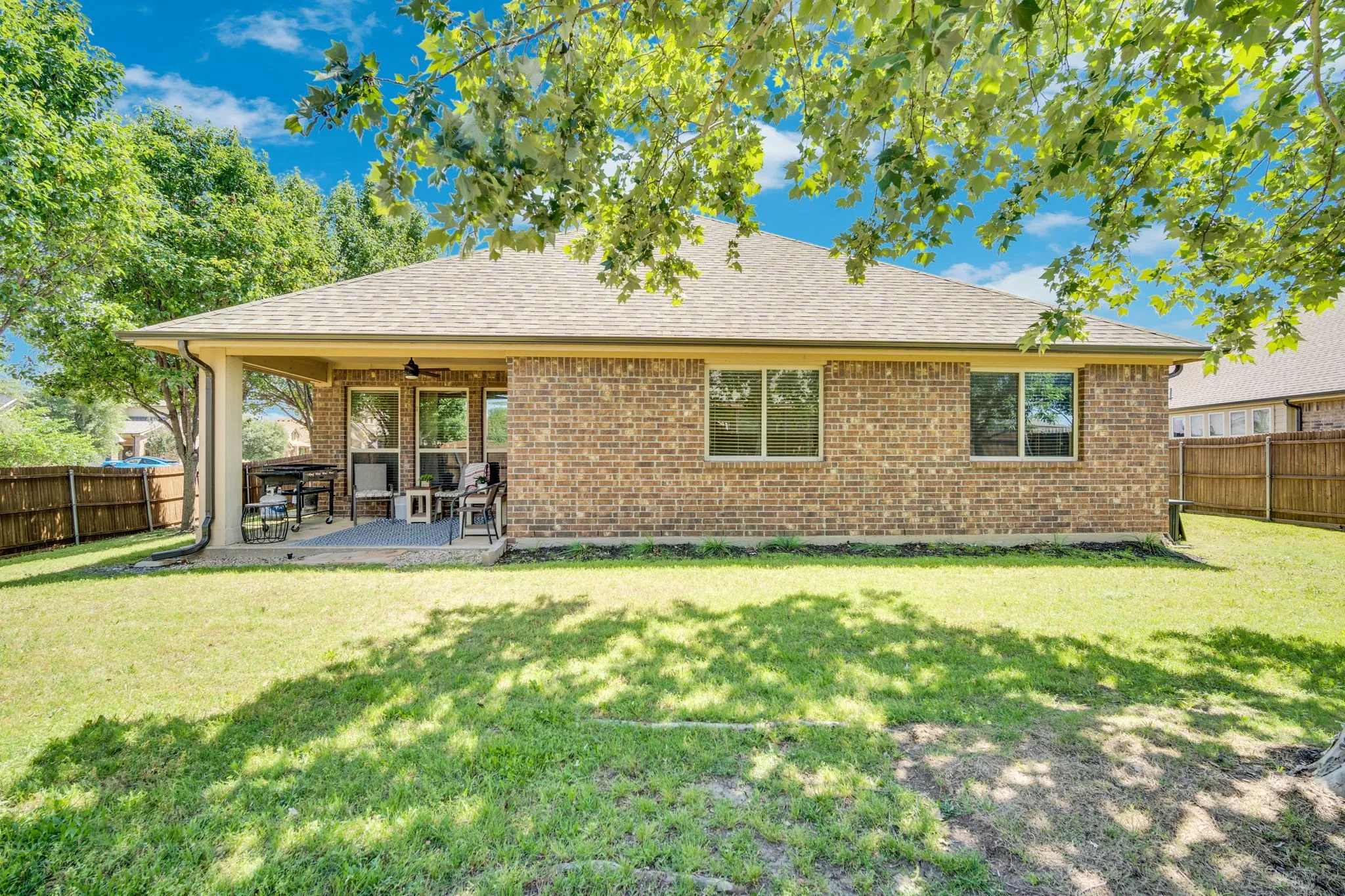 Single Family Residence For Sale in Collin County , 902 Calder Court, Anna, Texas 75409, 4 Bedrooms, 2 Bathrooms, 3 Garage spaces, 2,045 Sqft, built in 2013, Price $399,000, mls#21253450, Real Estate Agent in Anna, Homes For Sale in Collin county, Homes For Sale in Anna, Realtor in Anna Texas, Real Estate Brokerage Independent Realty Texas, Luminita Cordes Realtor