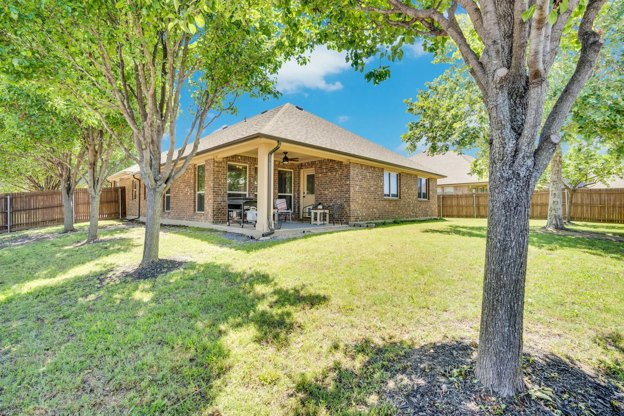 Single Family Residence For Sale in Collin County , 902 Calder Court, Anna, Texas 75409, 4 Bedrooms, 2 Bathrooms, 3 Garage spaces, 2,045 Sqft, built in 2013, Price $399,000, mls#21253450, Real Estate Agent in Anna, Homes For Sale in Collin county, Homes For Sale in Anna, Realtor in Anna Texas, Real Estate Brokerage Independent Realty Texas, Luminita Cordes Realtor