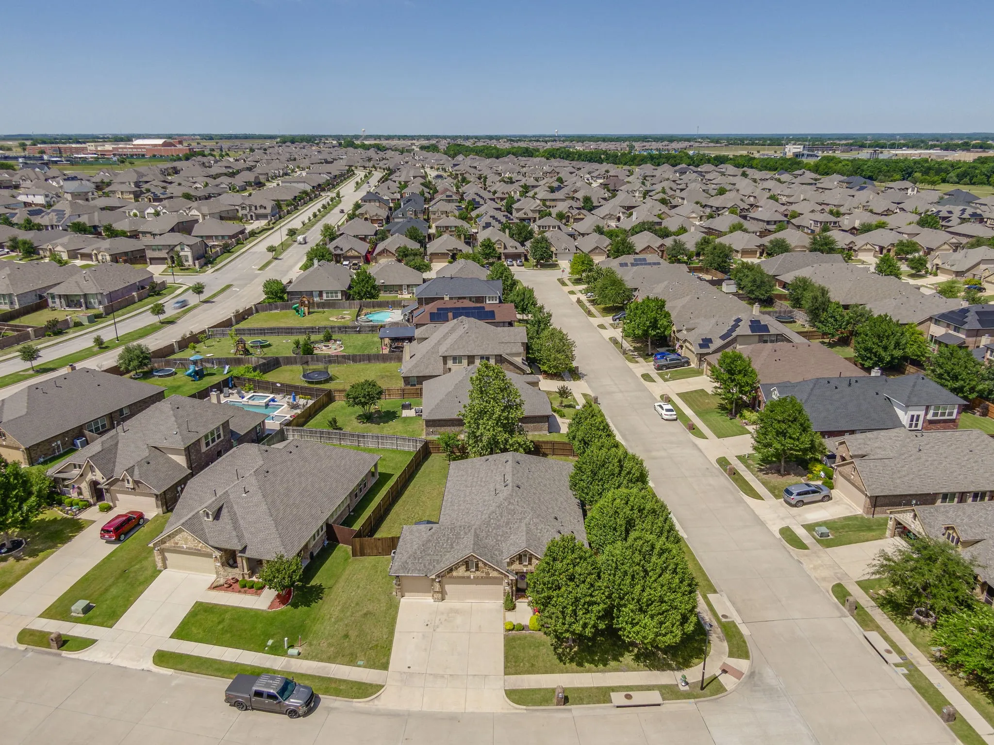 Single Family Residence For Sale in Collin County , 902 Calder Court, Anna, Texas 75409, 4 Bedrooms, 2 Bathrooms, 3 Garage spaces, 2,045 Sqft, built in 2013, Price $399,000, mls#21253450, Real Estate Agent in Anna, Homes For Sale in Collin county, Homes For Sale in Anna, Realtor in Anna Texas, Real Estate Brokerage Independent Realty Texas, Luminita Cordes Realtor