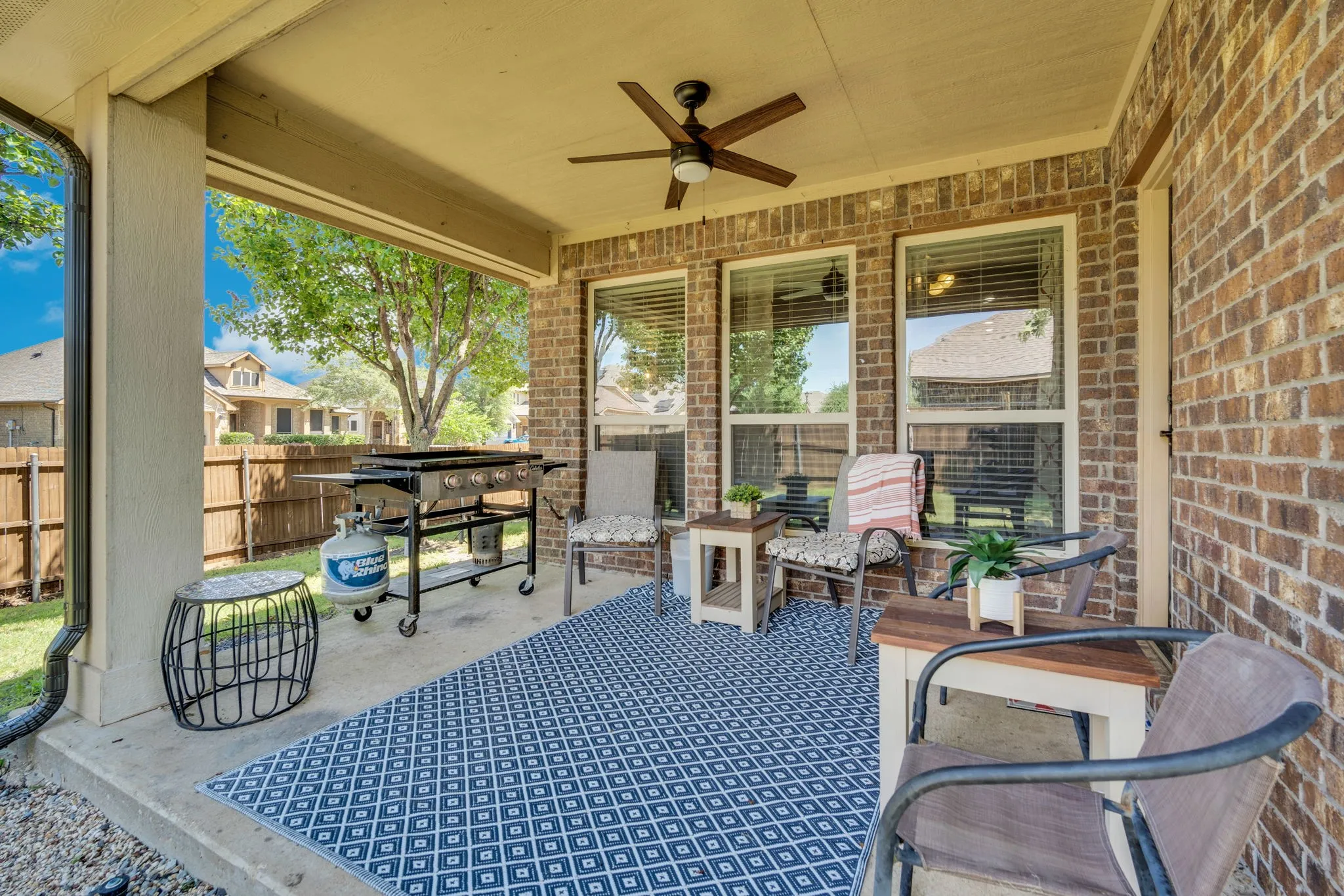 Single Family Residence For Sale in Collin County , 902 Calder Court, Anna, Texas 75409, 4 Bedrooms, 2 Bathrooms, 3 Garage spaces, 2,045 Sqft, built in 2013, Price $399,000, mls#21253450, Real Estate Agent in Anna, Homes For Sale in Collin county, Homes For Sale in Anna, Realtor in Anna Texas, Real Estate Brokerage Independent Realty Texas, Luminita Cordes Realtor