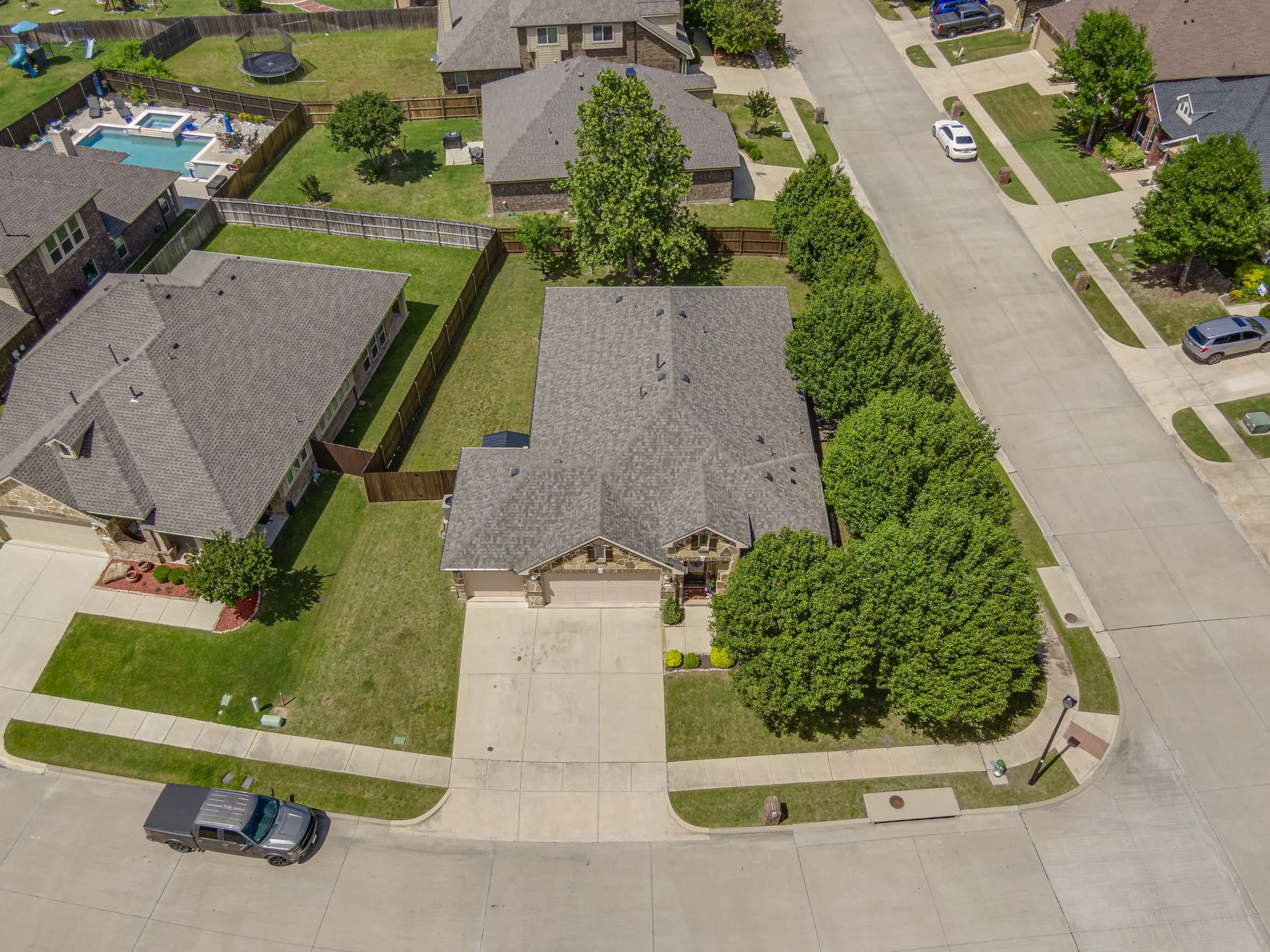 Single Family Residence For Sale in Collin County , 902 Calder Court, Anna, Texas 75409, 4 Bedrooms, 2 Bathrooms, 3 Garage spaces, 2,045 Sqft, built in 2013, Price $399,000, mls#21253450, Real Estate Agent in Anna, Homes For Sale in Collin county, Homes For Sale in Anna, Realtor in Anna Texas, Real Estate Brokerage Independent Realty Texas, Luminita Cordes Realtor