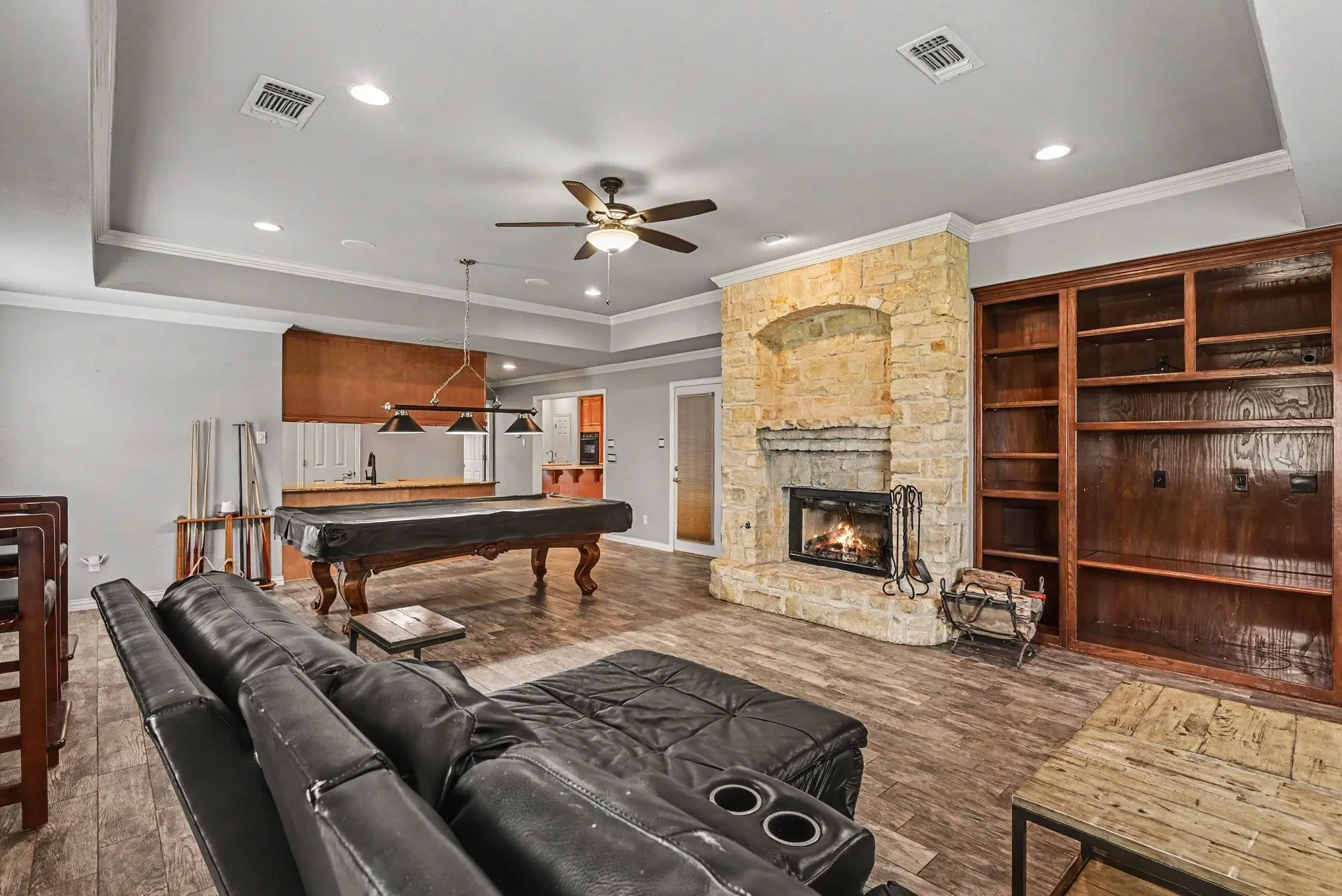 Single Family Residence For Sale in Tarrant County , 13901 Northwest Court, Haslet, Texas 76052, 3 Bedroom, 4 Bathroom, 2 Garage spaces, 3,367 Sqft, built in 2000, Price $750,000, mls#21261342, Real Estate Agent in Haslet, Homes For Sale in Tarrant county, Homes For Sale in Haslet, Realtor in Haslet Texas, Real Estate Brokerage Independent Realty Texas, Luminita Cordes Realtor