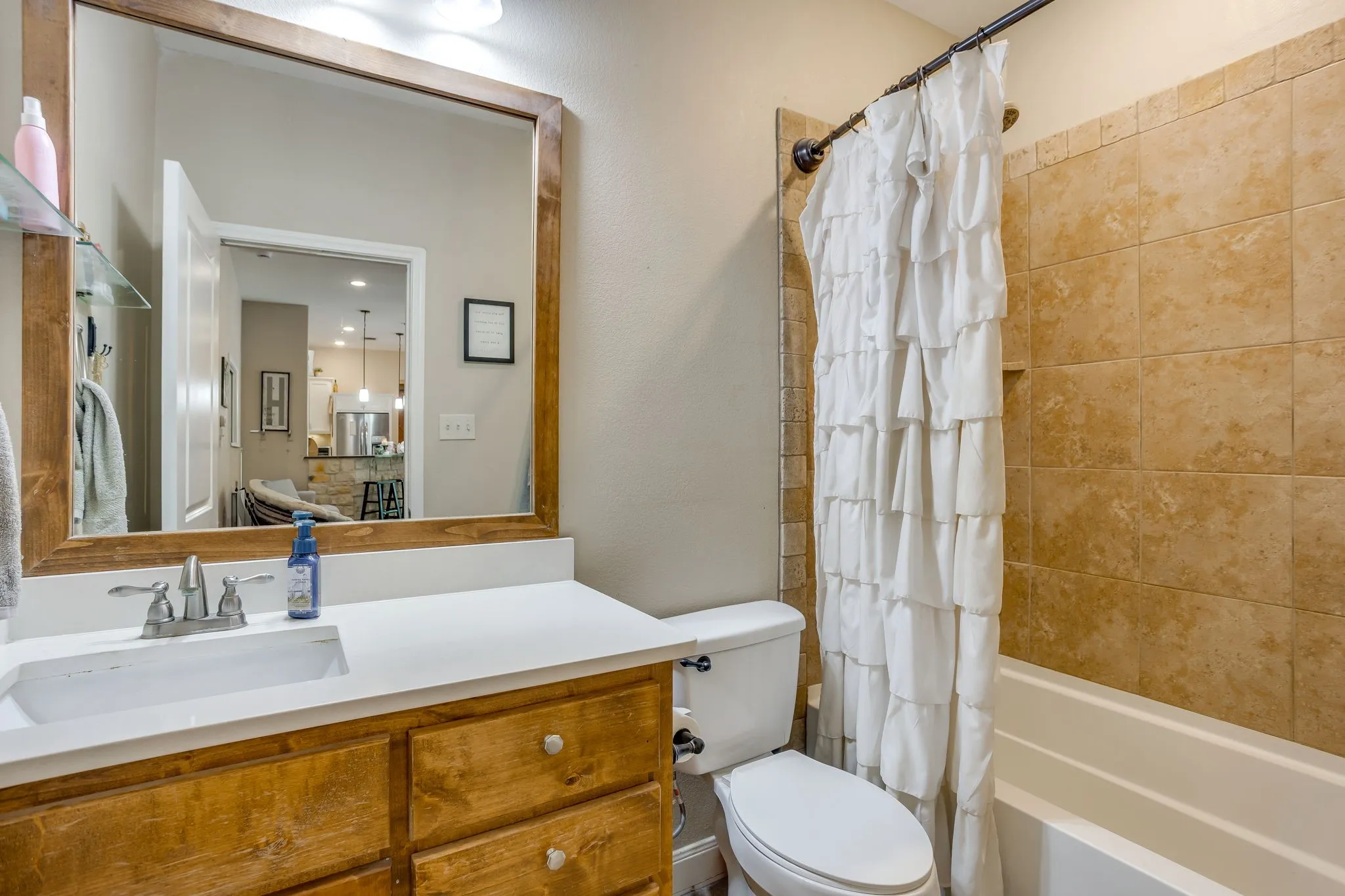 Single Family Residence For Sale in Erath County , 116 Flat Foot, Stephenville, Texas 76401, 4 Bedroom, 4 Bathroom, 2 Garage spaces, 2,723 Sqft, built in 2014, mls#21269219, Real Estate Agent in Stephenville, Homes For Sale in Erath county, Homes For Sale in Stephenville, Realtor in Stephenville Texas, Real Estate Brokerage Independent Realty Texas, Luminita Cordes Realtor