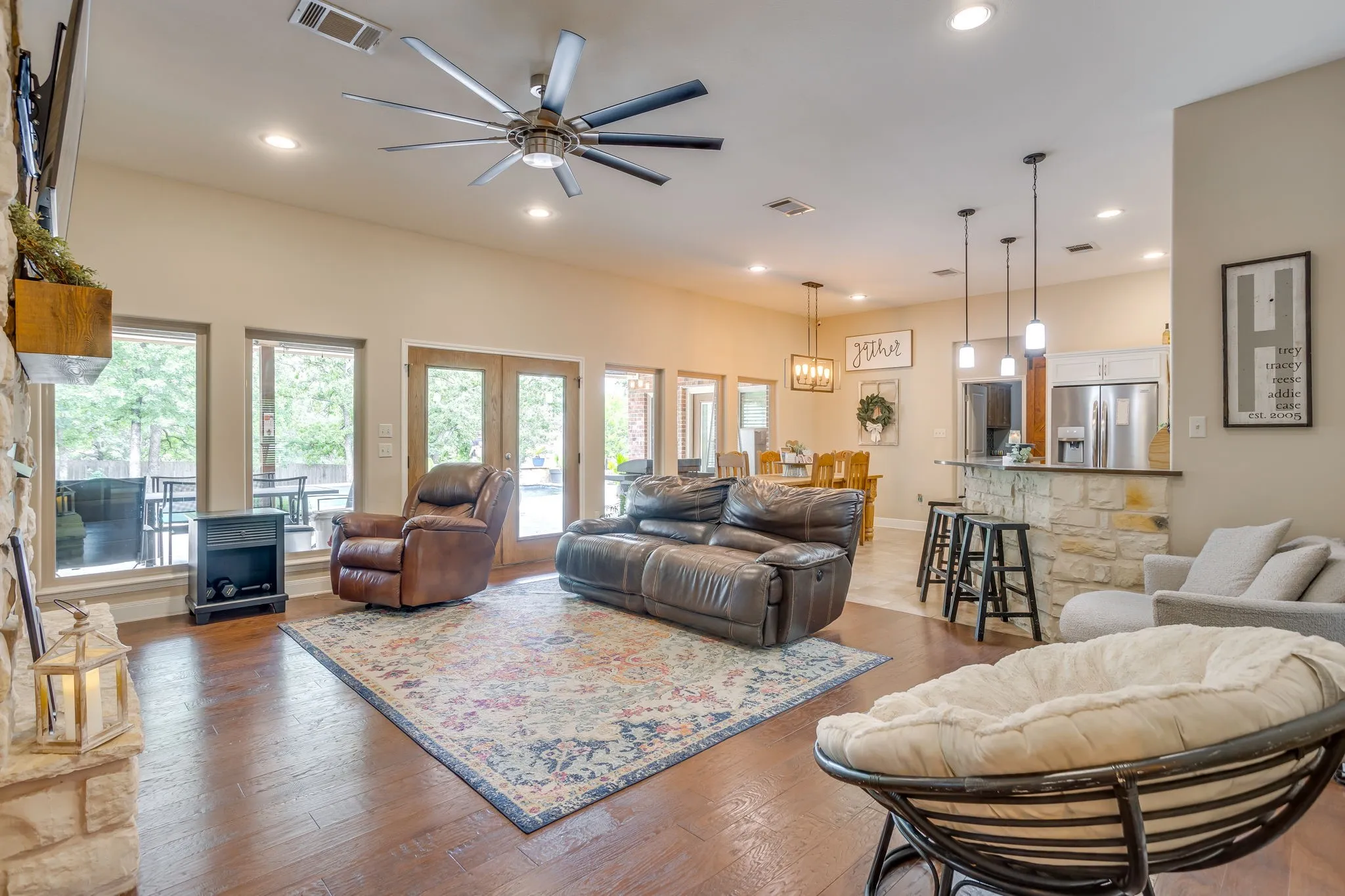 Single Family Residence For Sale in Erath County , 116 Flat Foot, Stephenville, Texas 76401, 4 Bedroom, 4 Bathroom, 2 Garage spaces, 2,723 Sqft, built in 2014, mls#21269219, Real Estate Agent in Stephenville, Homes For Sale in Erath county, Homes For Sale in Stephenville, Realtor in Stephenville Texas, Real Estate Brokerage Independent Realty Texas, Luminita Cordes Realtor