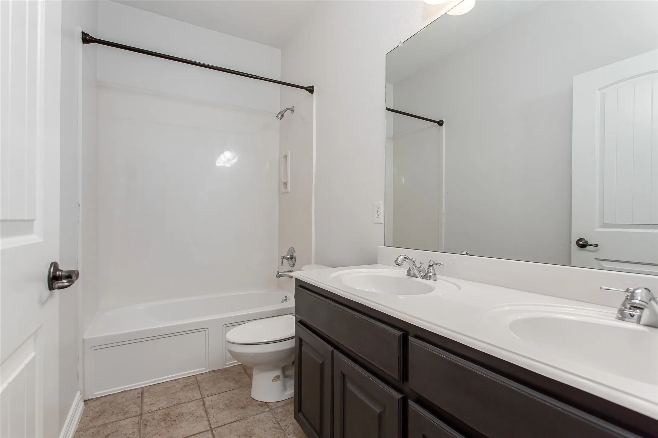 Single Family Residence For Rent in Dallas County , 4738 Coyote Trail, Dallas, Texas 75227, 3 Bedroom, 3 Bathroom, 2 Garage spaces, 3,483 Sqft, built in 2005, mls#21264668, Real Estate Agent in Dallas, Homes For Rent in Dallas county, Homes For Rent in Dallas, Realtor in Dallas Texas, Real Estate Brokerage Independent Realty Texas, Luminita Cordes Realtor