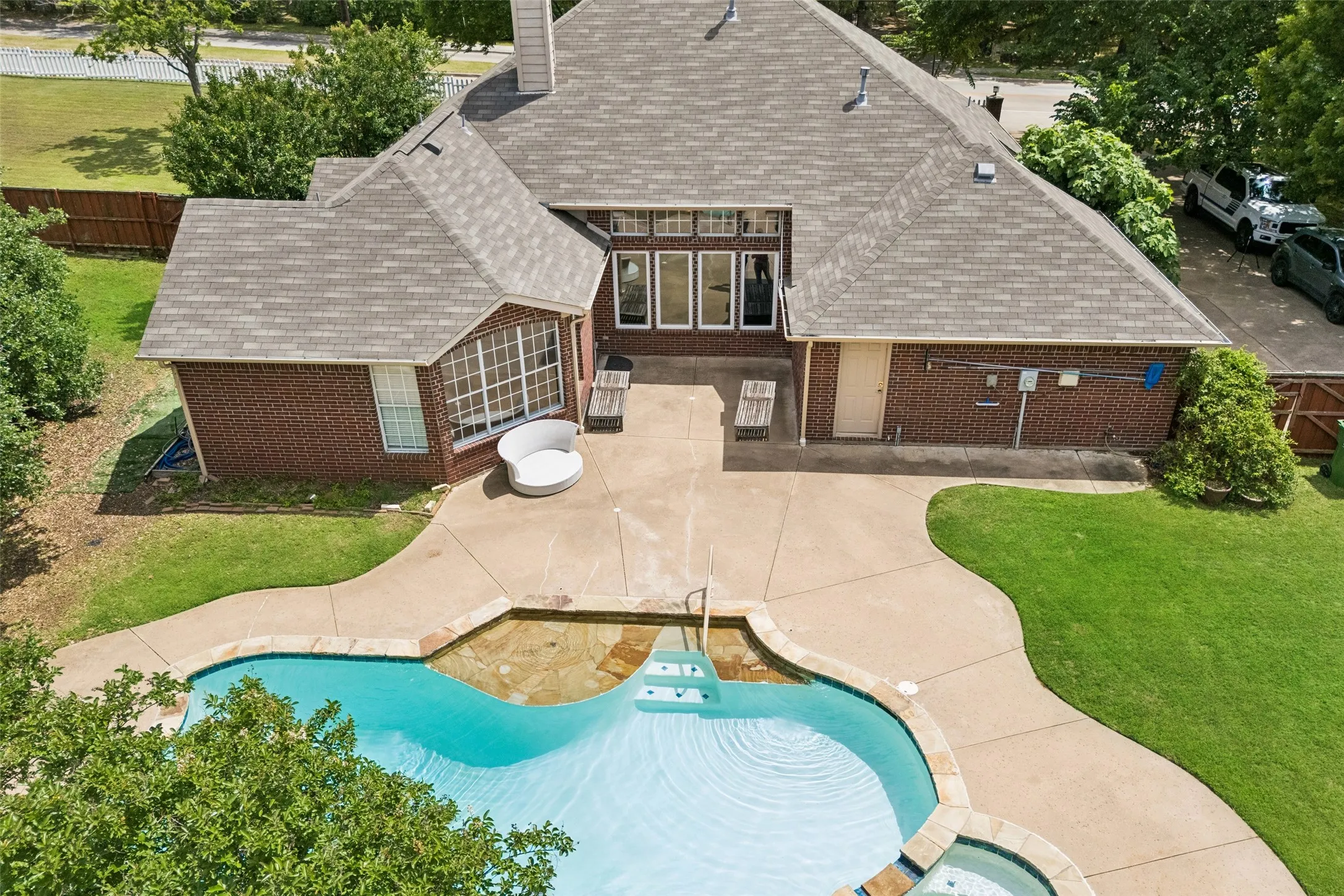 Single Family Residence For Sale in Denton County , 3004 Sagebrush Drive, Flower Mound, Texas 75022, 4 Bedroom, 3 Bathroom, 2 Garage spaces, 2,552 Sqft, built in 1996, mls#21267510, Real Estate Agent in Flower Mound, Homes For Sale in Denton county, Homes For Sale in Flower Mound, Realtor in Flower Mound Texas, Real Estate Brokerage Independent Realty Texas, Luminita Cordes Realtor