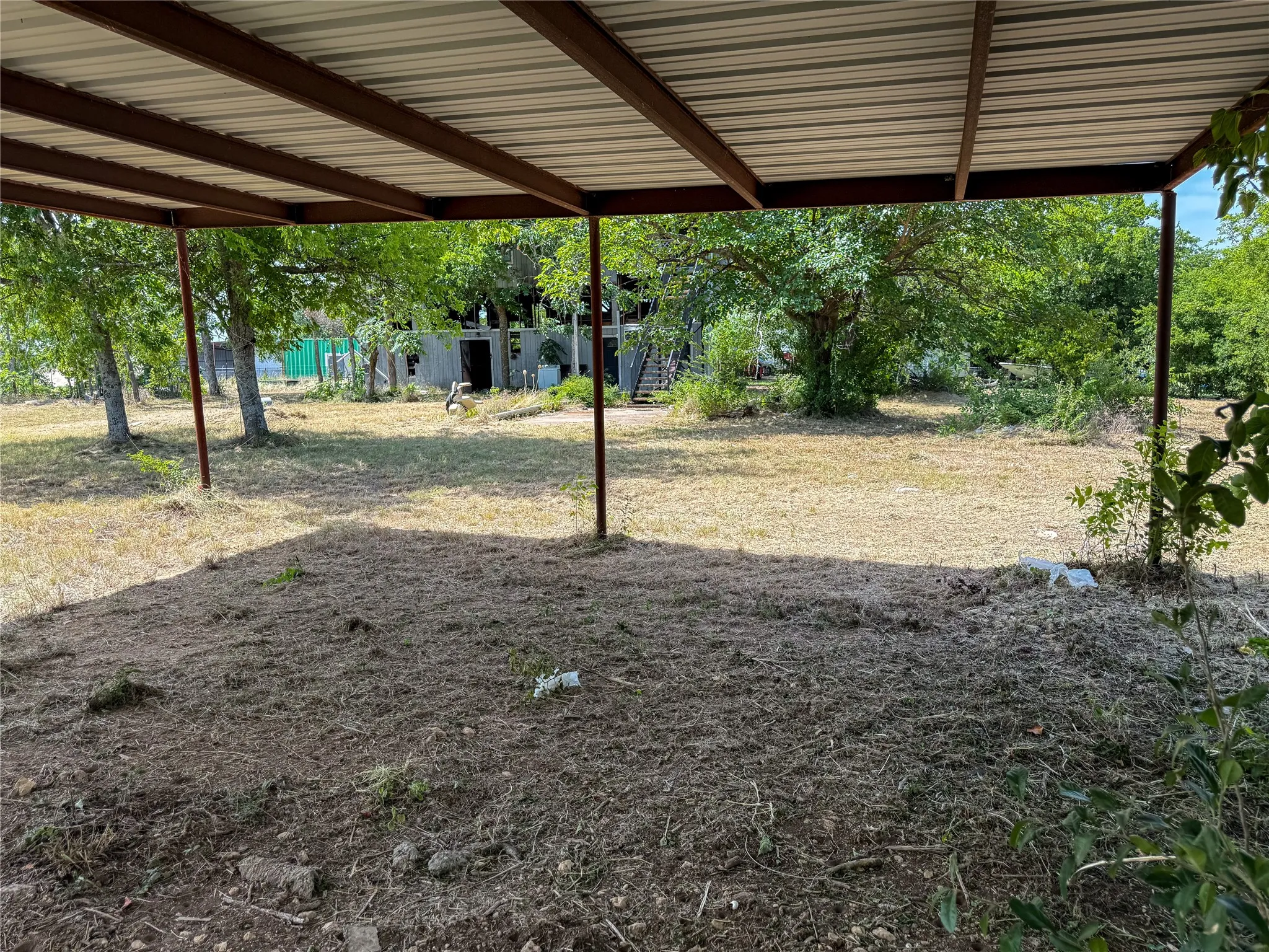 Single Family Residence For Sale in Johnson County , 3217 Fm 1434, Cleburne, Texas 76033, 2 Bedroom, 3 Bathroom, 2 Garage spaces, 2,494 Sqft, built in 1986, mls#21269316, Real Estate Agent in Cleburne, Homes For Sale in Johnson county, Homes For Sale in Cleburne, Realtor in Cleburne Texas, Real Estate Brokerage Independent Realty Texas, Luminita Cordes Realtor