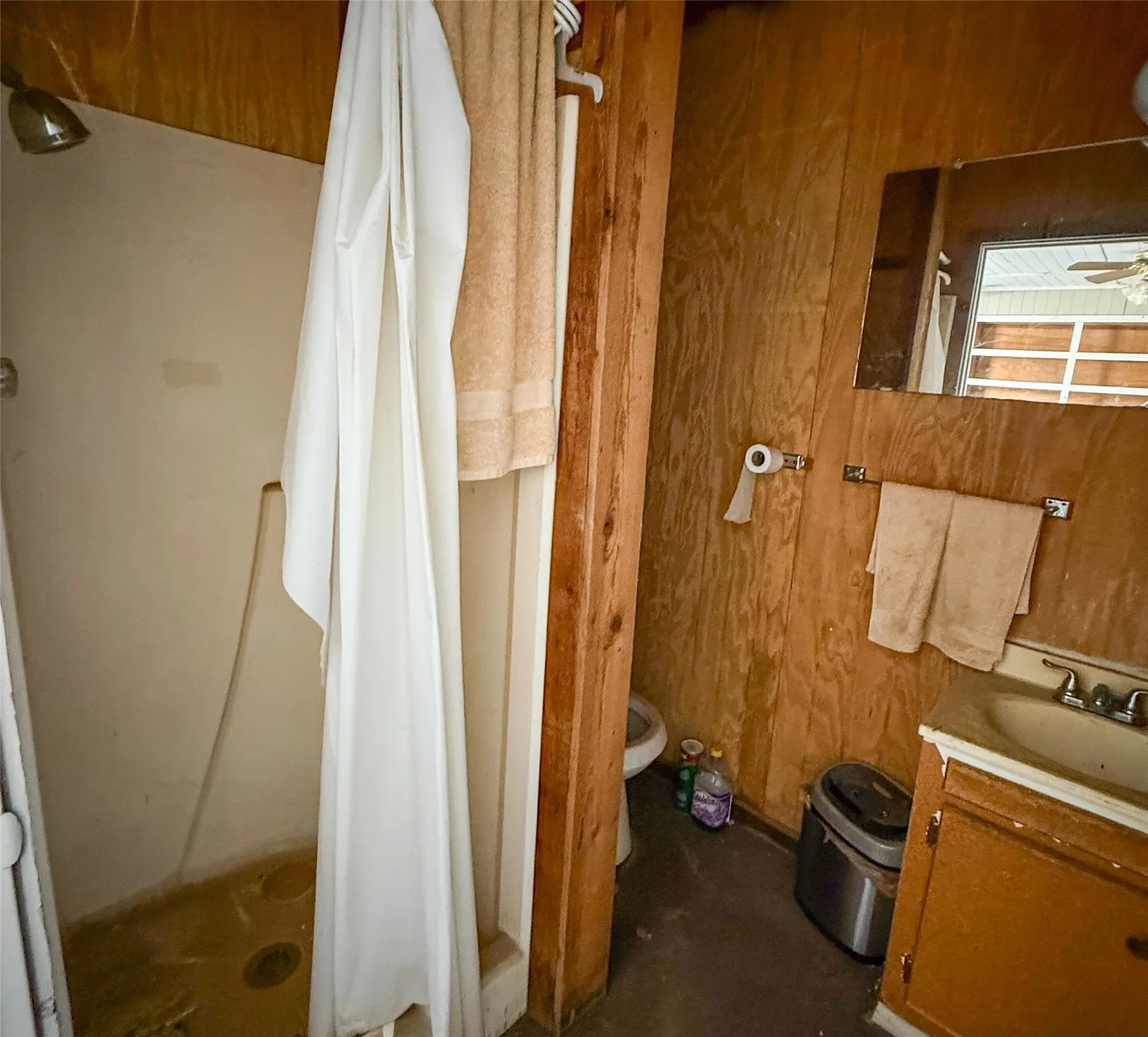 Full Bathroom in Downstairs Office Apt