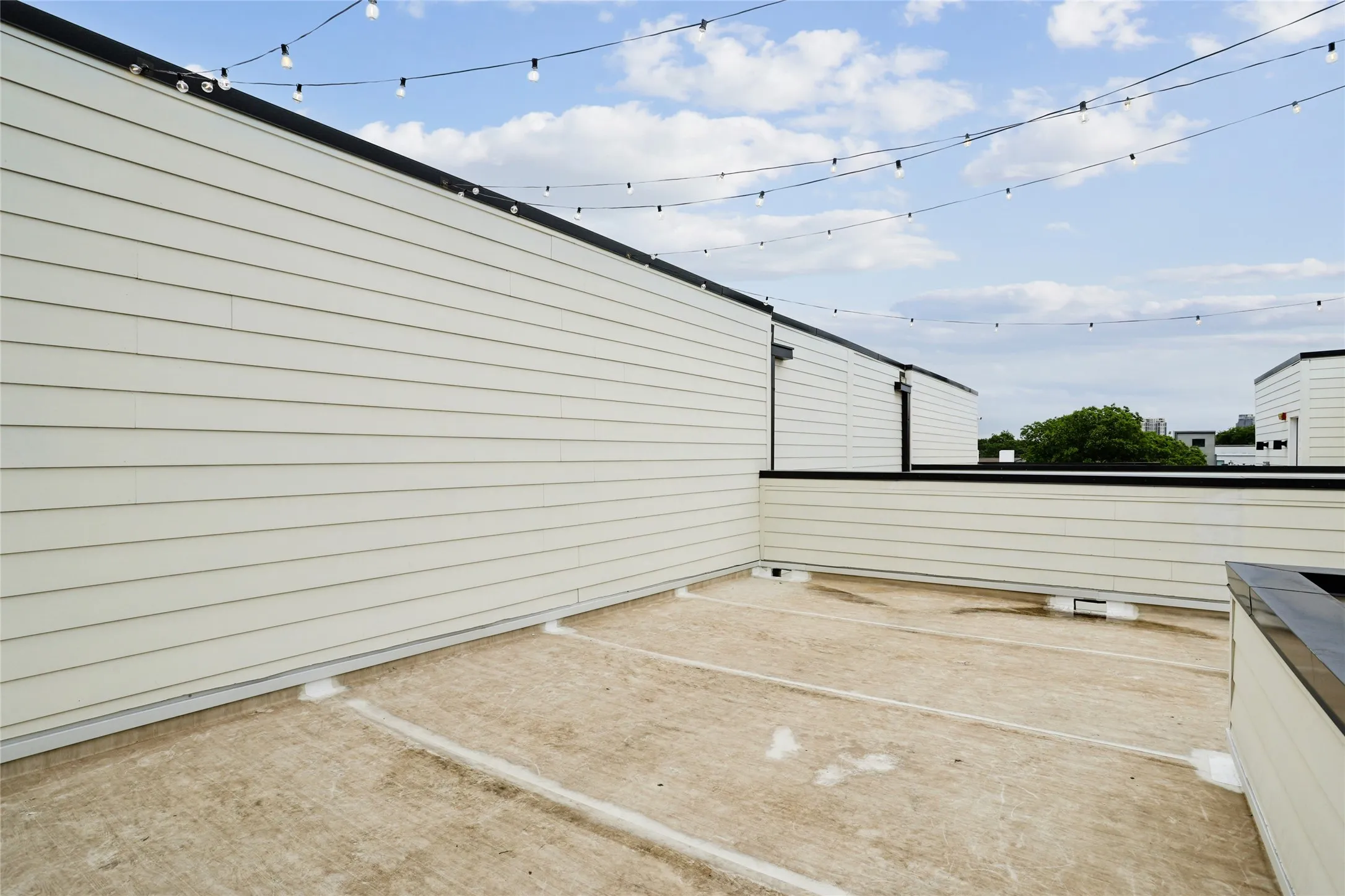 Roof top deck, possibilities abound