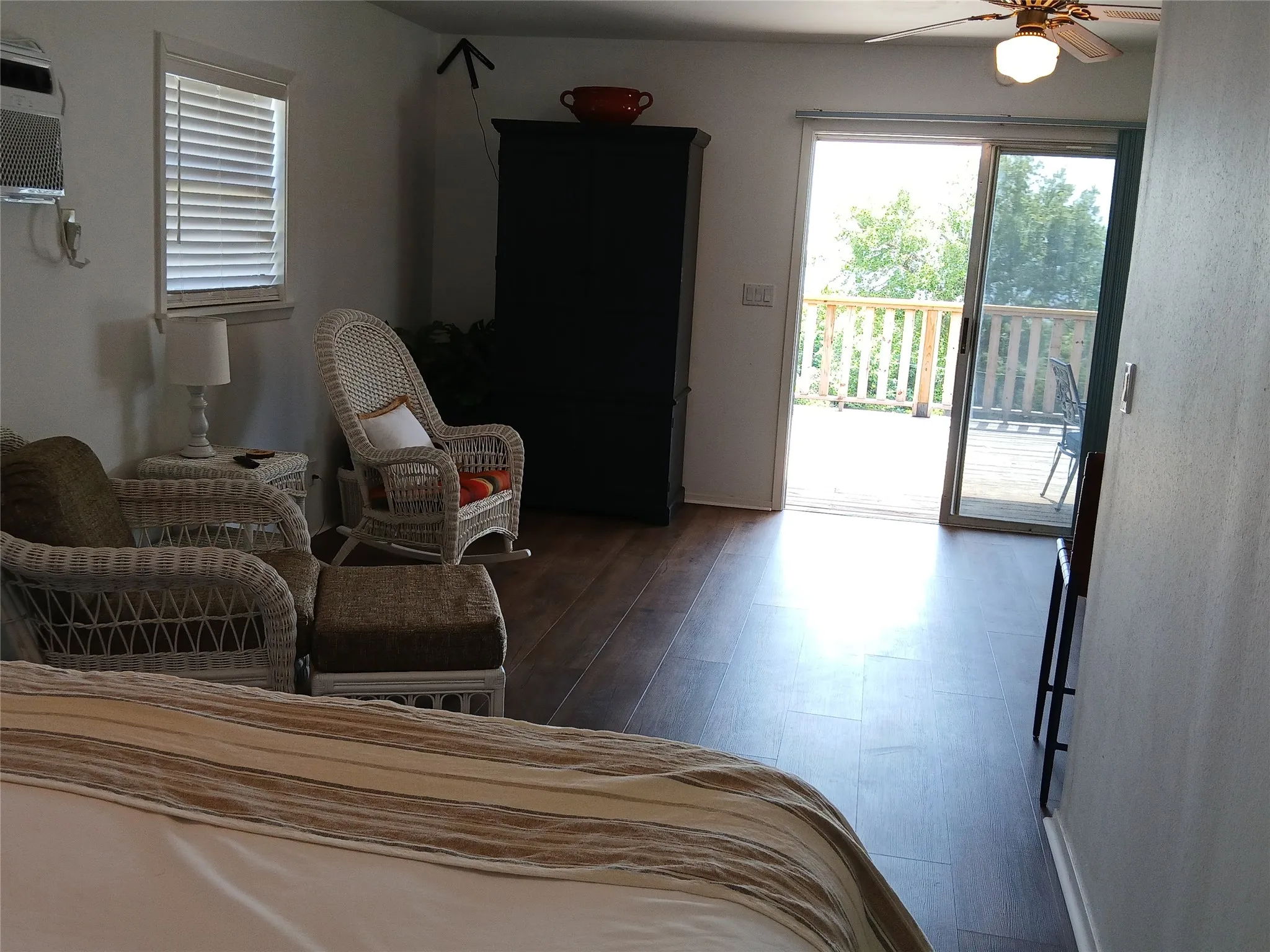 Single Family Residence For Rent in Bosque County , 134 Private Road 1623, Clifton, Texas 76634, 1 Bedroom, 1 Bathroom, Garage spaces, 480 Sqft, built in 1975, mls#21269375, Real Estate Agent in Clifton, Homes For Rent in Bosque county, Homes For Rent in Clifton, Realtor in Clifton Texas, Real Estate Brokerage Independent Realty Texas, Luminita Cordes Realtor