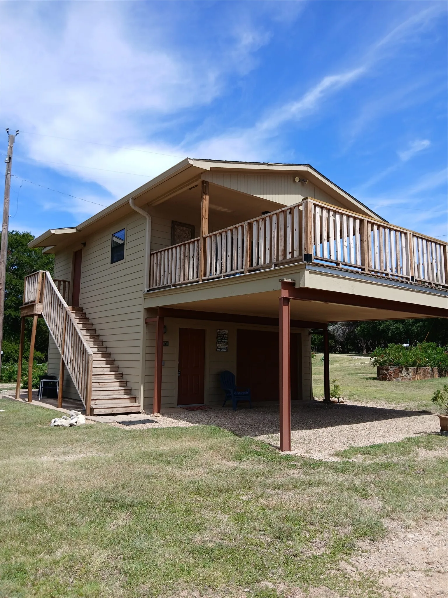 Single Family Residence For Rent in Bosque County , 134 Private Road 1623, Clifton, Texas 76634, 1 Bedroom, 1 Bathroom, Garage spaces, 480 Sqft, built in 1975, mls#21269375, Real Estate Agent in Clifton, Homes For Rent in Bosque county, Homes For Rent in Clifton, Realtor in Clifton Texas, Real Estate Brokerage Independent Realty Texas, Luminita Cordes Realtor