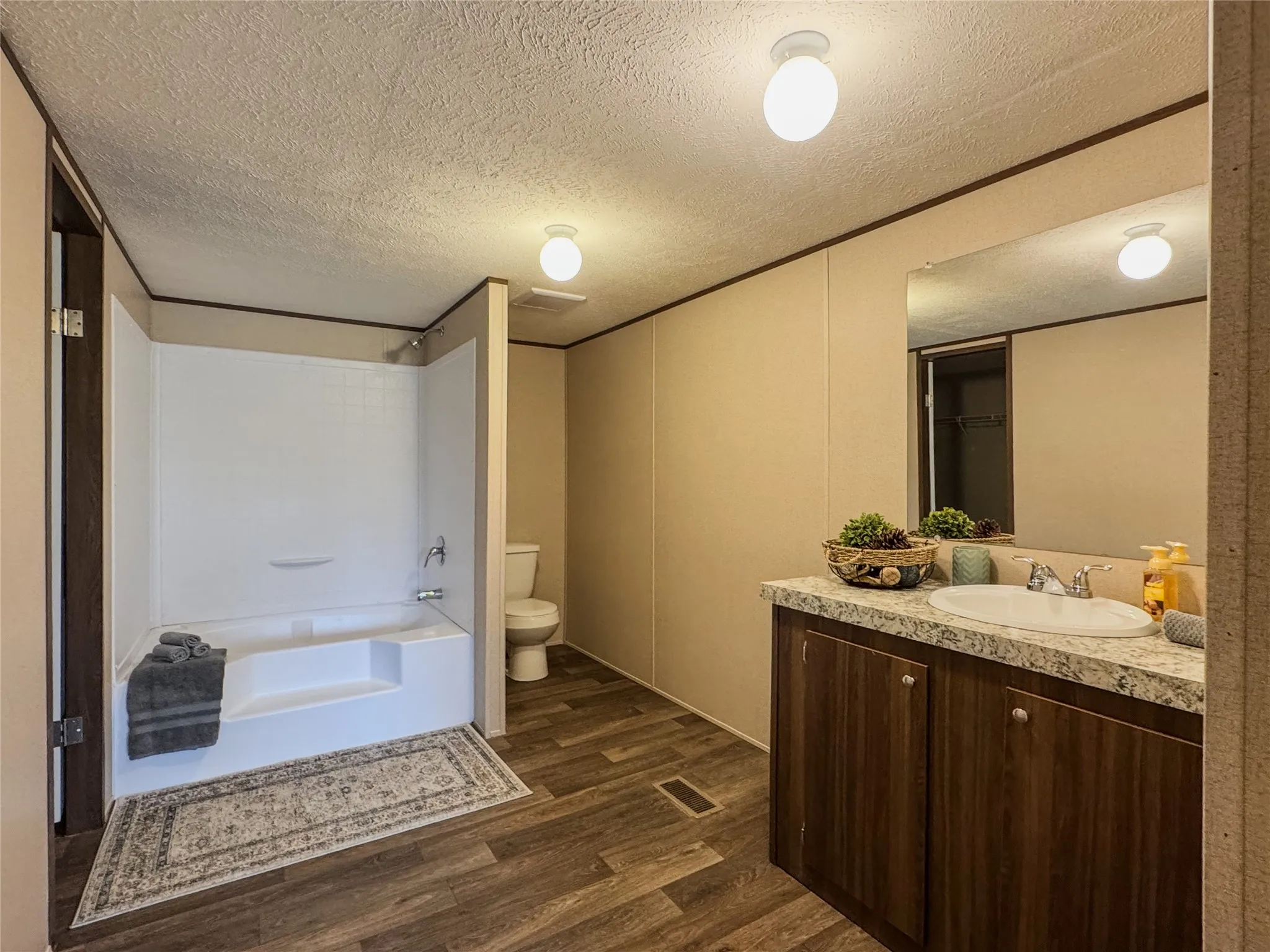 Manufactured Home For Rent in Hunt County , 256 County Road 3101, Greenville, Texas 75402, 3 Bedrooms, 2 Bathrooms, Garage spaces, 1,564 Sqft, built in 2023, Price $1,850, mls#21269398, Real Estate Agent in Greenville, Homes For Rent in Hunt county, Homes For Rent in Greenville, Realtor in Greenville Texas, Real Estate Brokerage Independent Realty Texas, Luminita Cordes Realtor
