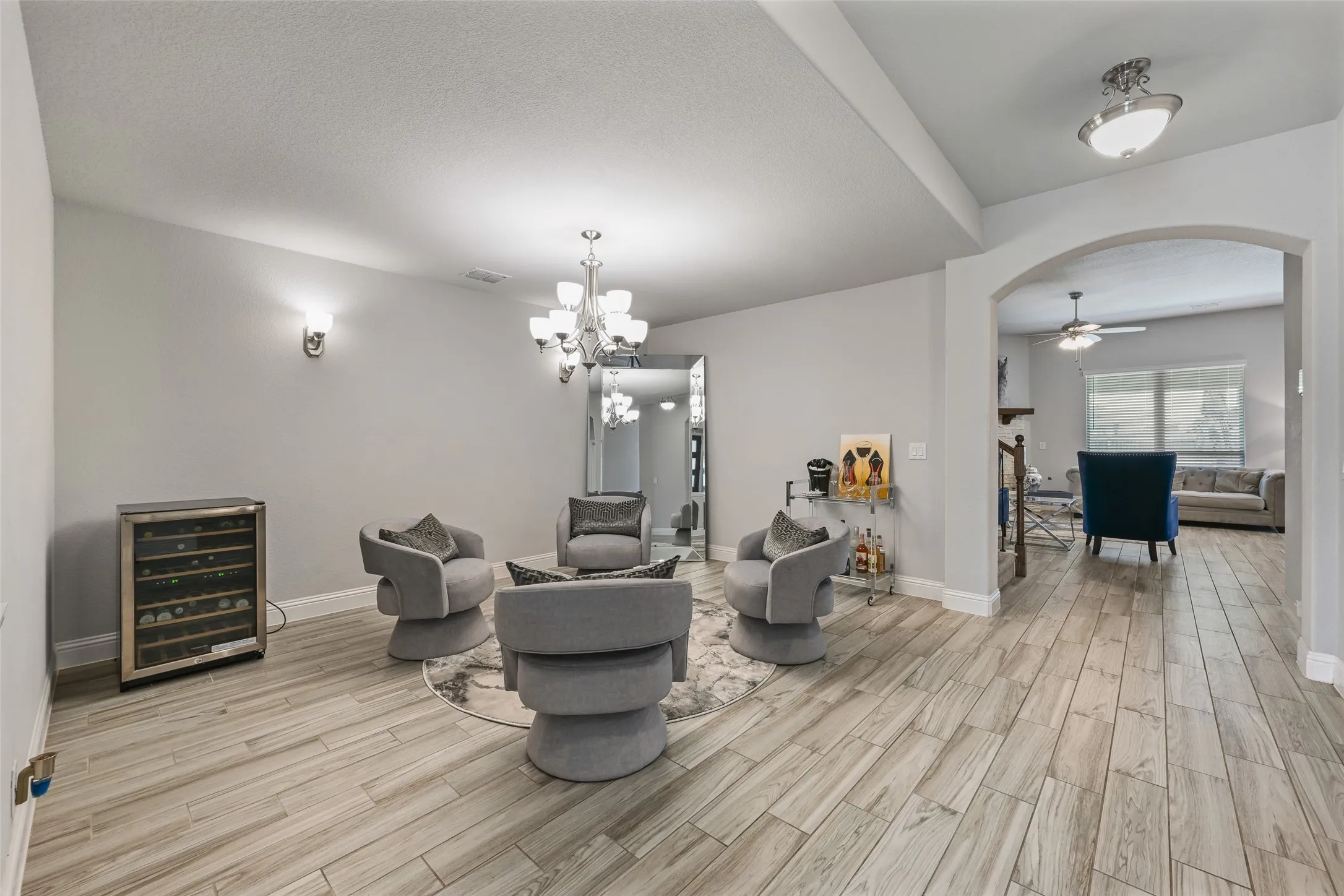 Single Family Residence For Sale in Dallas County , 933 Vista Lane, De Soto, Texas 75115, 5 Bedroom, 3 Bathroom, 2 Garage spaces, 3,229 Sqft, built in 2020, mls#21269445, Real Estate Agent in De Soto, Homes For Sale in Dallas county, Homes For Sale in De Soto, Realtor in De Soto Texas, Real Estate Brokerage Independent Realty Texas, Luminita Cordes Realtor