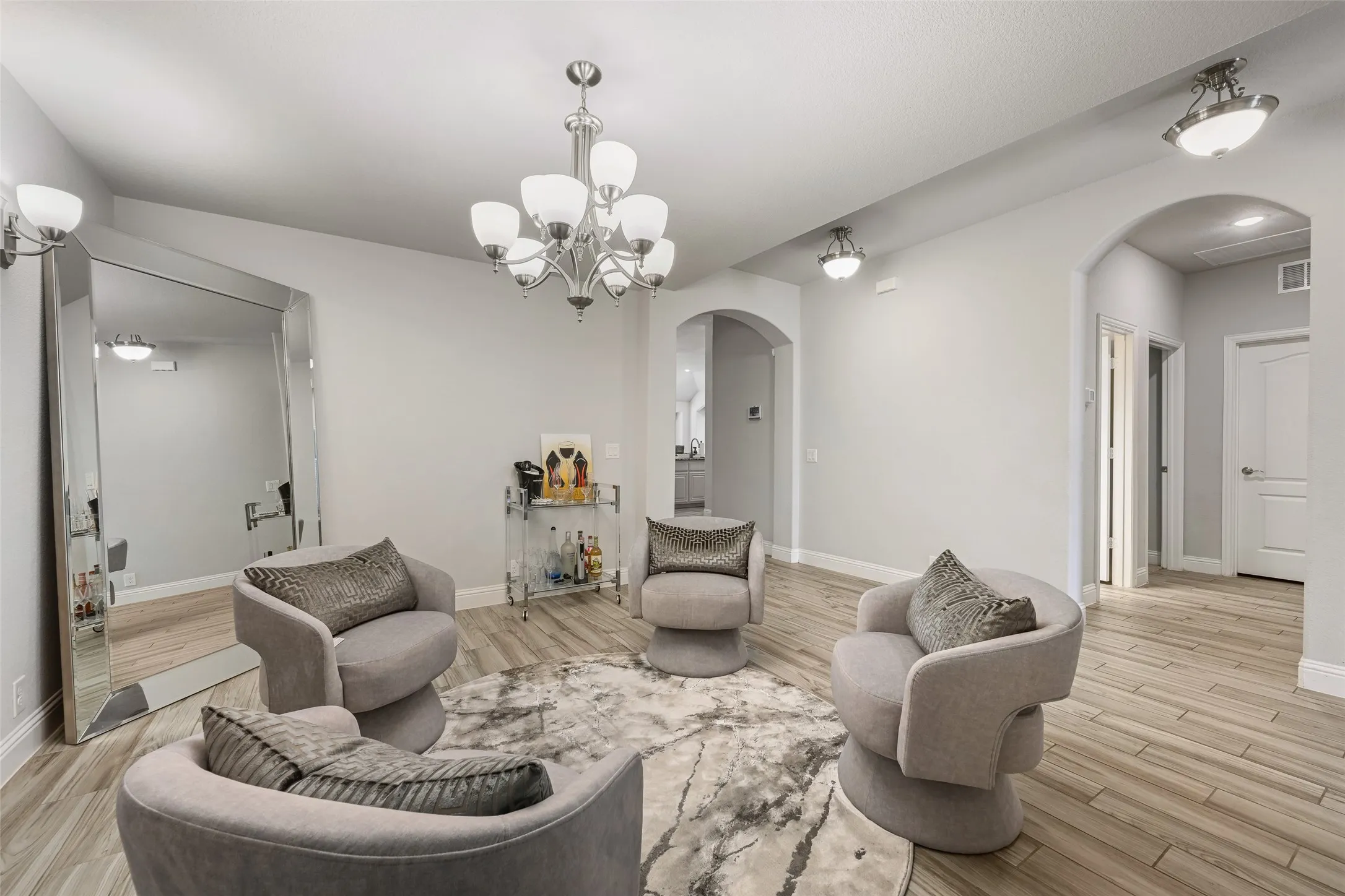 Single Family Residence For Sale in Dallas County , 933 Vista Lane, De Soto, Texas 75115, 5 Bedroom, 3 Bathroom, 2 Garage spaces, 3,229 Sqft, built in 2020, mls#21269445, Real Estate Agent in De Soto, Homes For Sale in Dallas county, Homes For Sale in De Soto, Realtor in De Soto Texas, Real Estate Brokerage Independent Realty Texas, Luminita Cordes Realtor