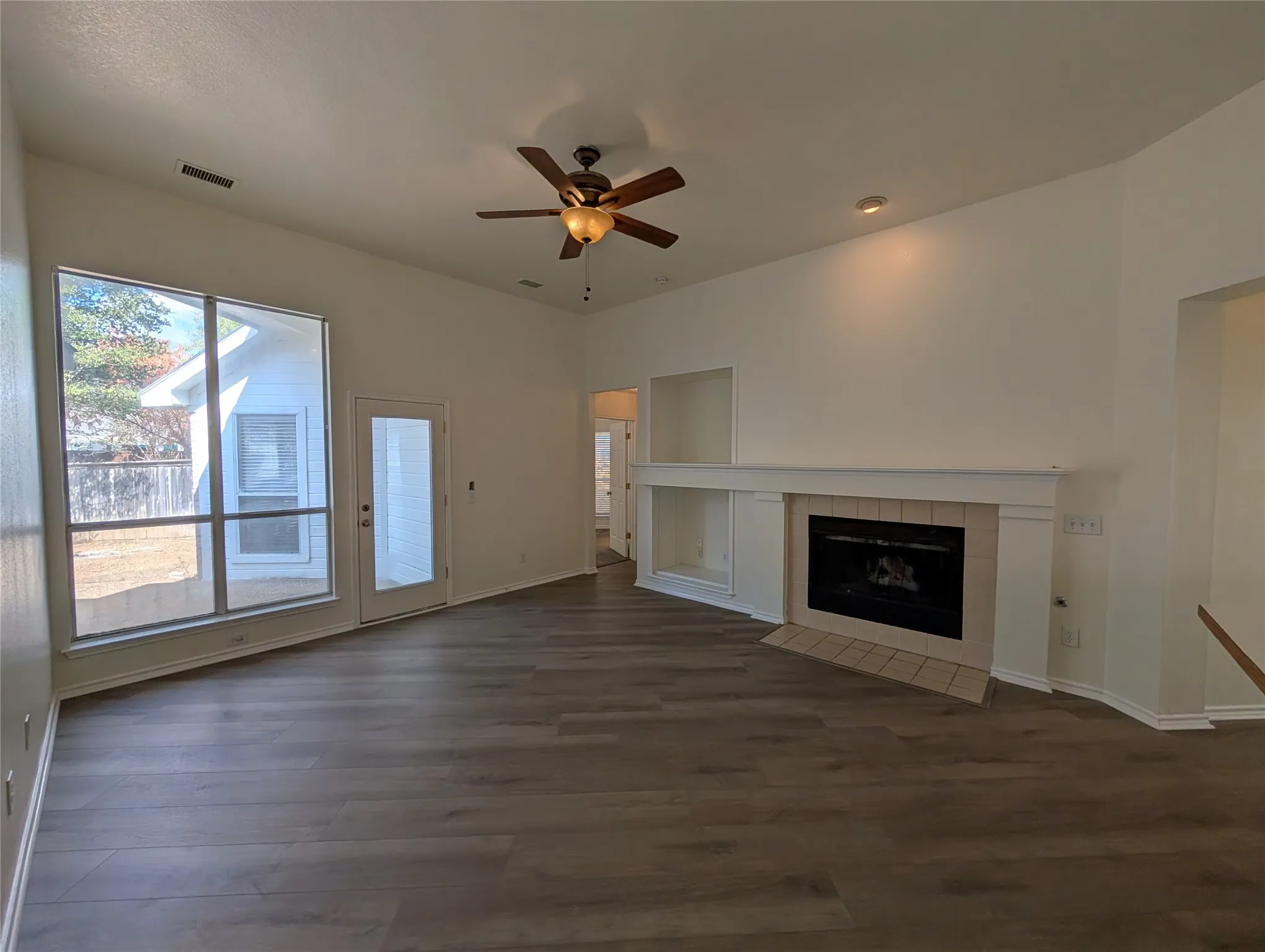 Single Family Residence For Sale in Collin County , 4321 Brinker Court, Plano, Texas 75024, 3 Bedroom, 2 Bathroom, 2 Garage spaces, 2,103 Sqft, built in 1996, mls#21268376, Real Estate Agent in Plano, Homes For Sale in Collin county, Homes For Sale in Plano, Realtor in Plano Texas, Real Estate Brokerage Independent Realty Texas, Luminita Cordes Realtor