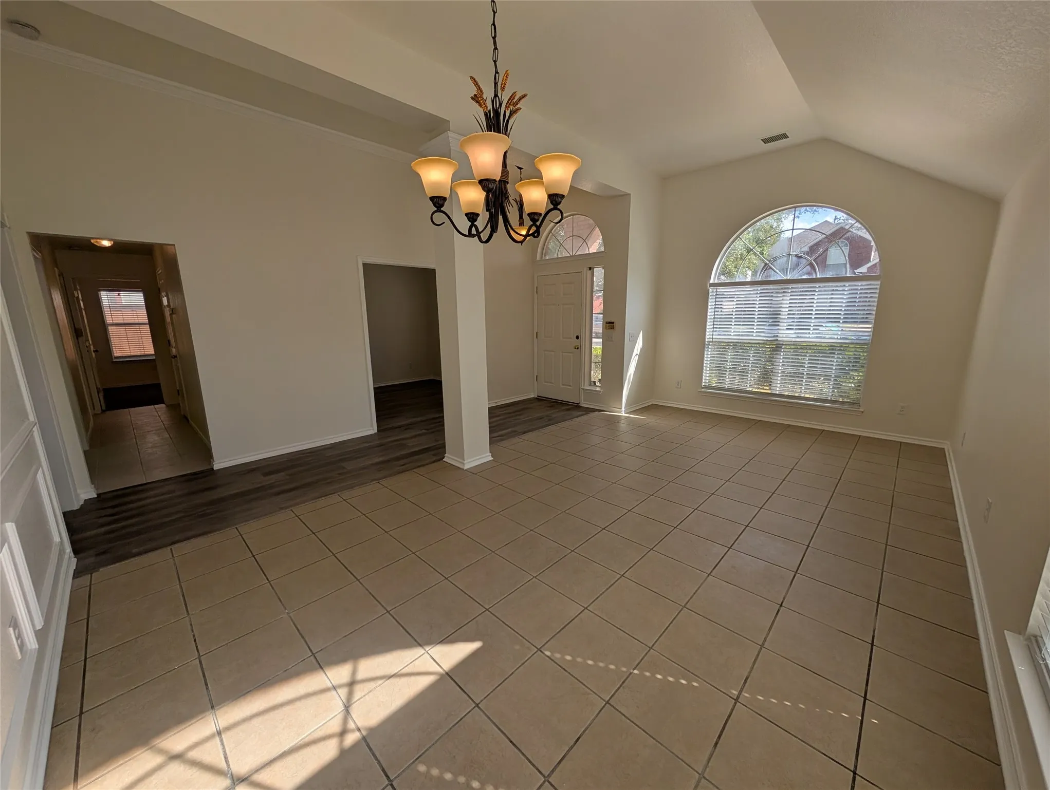 Single Family Residence For Sale in Collin County , 4321 Brinker Court, Plano, Texas 75024, 3 Bedroom, 2 Bathroom, 2 Garage spaces, 2,103 Sqft, built in 1996, mls#21268376, Real Estate Agent in Plano, Homes For Sale in Collin county, Homes For Sale in Plano, Realtor in Plano Texas, Real Estate Brokerage Independent Realty Texas, Luminita Cordes Realtor