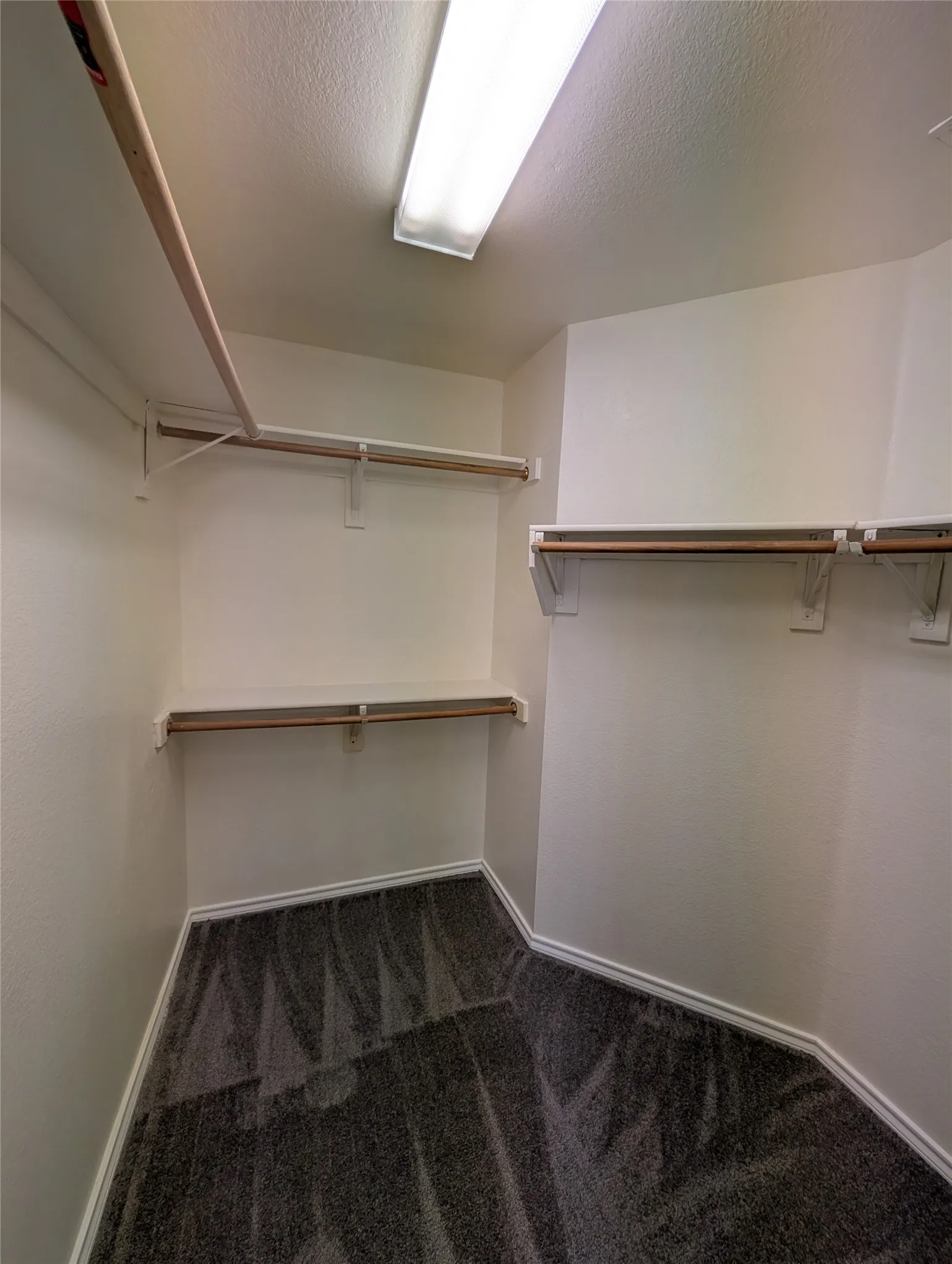 Single Family Residence For Sale in Collin County , 4321 Brinker Court, Plano, Texas 75024, 3 Bedroom, 2 Bathroom, 2 Garage spaces, 2,103 Sqft, built in 1996, mls#21268376, Real Estate Agent in Plano, Homes For Sale in Collin county, Homes For Sale in Plano, Realtor in Plano Texas, Real Estate Brokerage Independent Realty Texas, Luminita Cordes Realtor