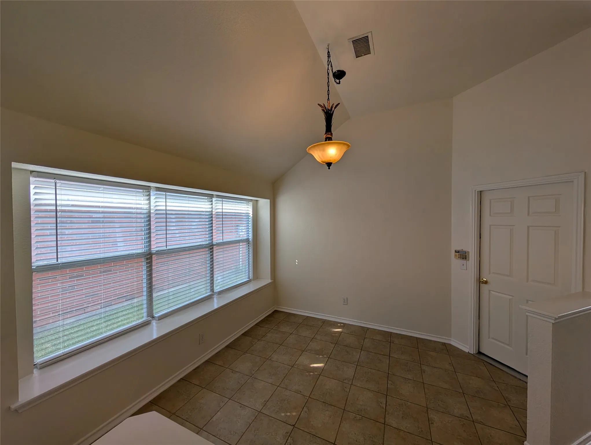 Single Family Residence For Sale in Collin County , 4321 Brinker Court, Plano, Texas 75024, 3 Bedroom, 2 Bathroom, 2 Garage spaces, 2,103 Sqft, built in 1996, mls#21268376, Real Estate Agent in Plano, Homes For Sale in Collin county, Homes For Sale in Plano, Realtor in Plano Texas, Real Estate Brokerage Independent Realty Texas, Luminita Cordes Realtor