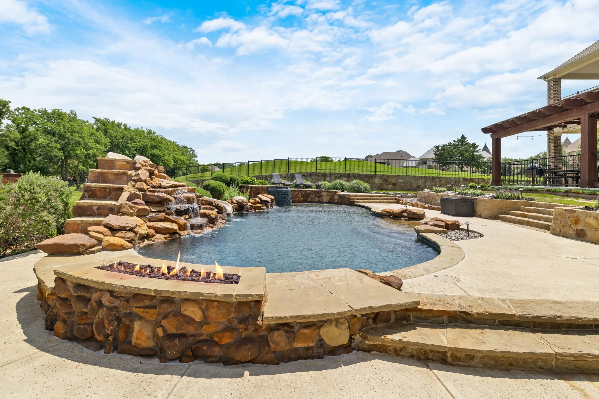 Single Family Residence For Sale in Denton County , 351 Becket Place, Trophy Club, Texas 76262, 5 Bedrooms, 7 Bathrooms, 4 Garage spaces, 5,117 Sqft, built in 2015, Price $1,695,000, mls#21269022, Real Estate Agent in Trophy Club, Homes For Sale in Denton county, Homes For Sale in Trophy Club, Realtor in Trophy Club Texas, Real Estate Brokerage Independent Realty Texas, Luminita Cordes Realtor
