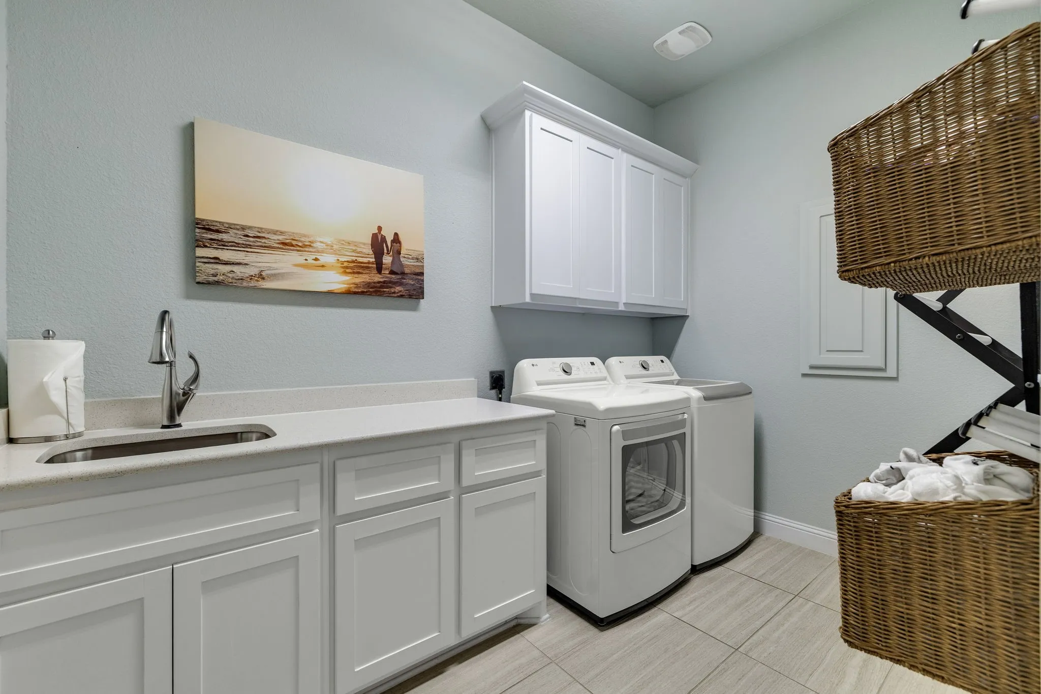 Single Family Residence For Sale in Denton County , 351 Becket Place, Trophy Club, Texas 76262, 5 Bedrooms, 7 Bathrooms, 4 Garage spaces, 5,117 Sqft, built in 2015, Price $1,695,000, mls#21269022, Real Estate Agent in Trophy Club, Homes For Sale in Denton county, Homes For Sale in Trophy Club, Realtor in Trophy Club Texas, Real Estate Brokerage Independent Realty Texas, Luminita Cordes Realtor
