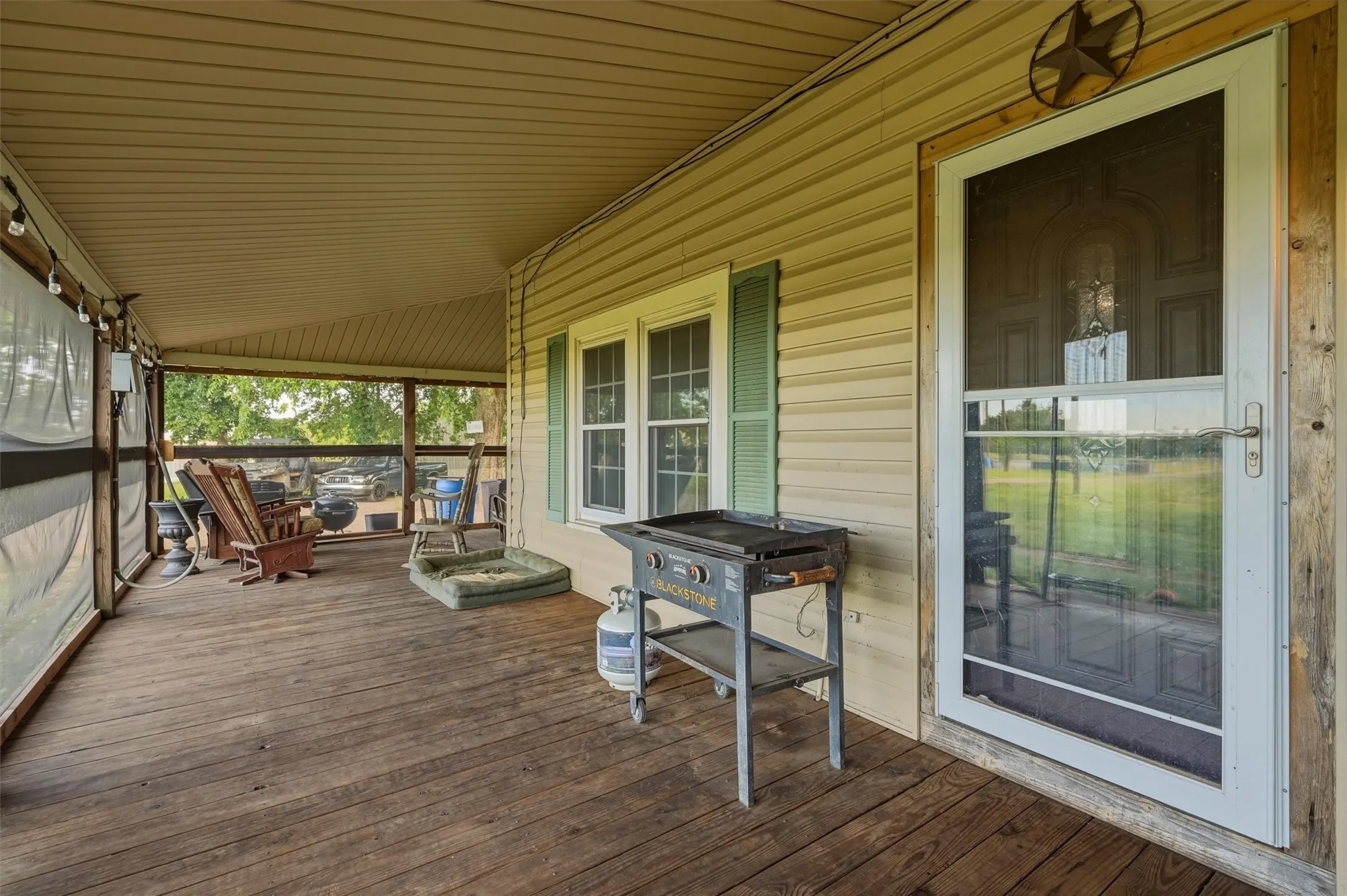 Farm For Sale in Grayson County , 356 Heironimus Lane, Denison, Texas 75020, 3 Bedroom, 3 Bathroom, 4 Garage spaces, 1,568 Sqft, built in 1935, mls#21267961, Real Estate Agent in Denison, Homes For Sale in Grayson county, Homes For Sale in Denison, Realtor in Denison Texas, Real Estate Brokerage Independent Realty Texas, Luminita Cordes Realtor