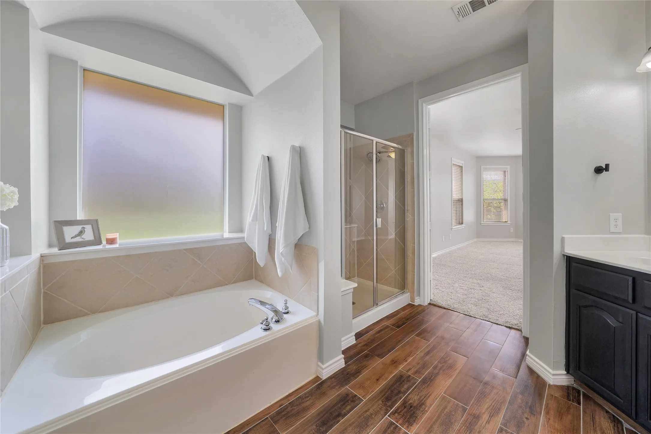 Single Family Residence For Sale in Collin County , 280 Dave Trail, Prosper, Texas 75078, 4 Bedroom, 4 Bathroom, 2 Garage spaces, 3,930 Sqft, built in 2006, mls#21267992, Real Estate Agent in Prosper, Homes For Sale in Collin county, Homes For Sale in Prosper, Realtor in Prosper Texas, Real Estate Brokerage Independent Realty Texas, Luminita Cordes Realtor