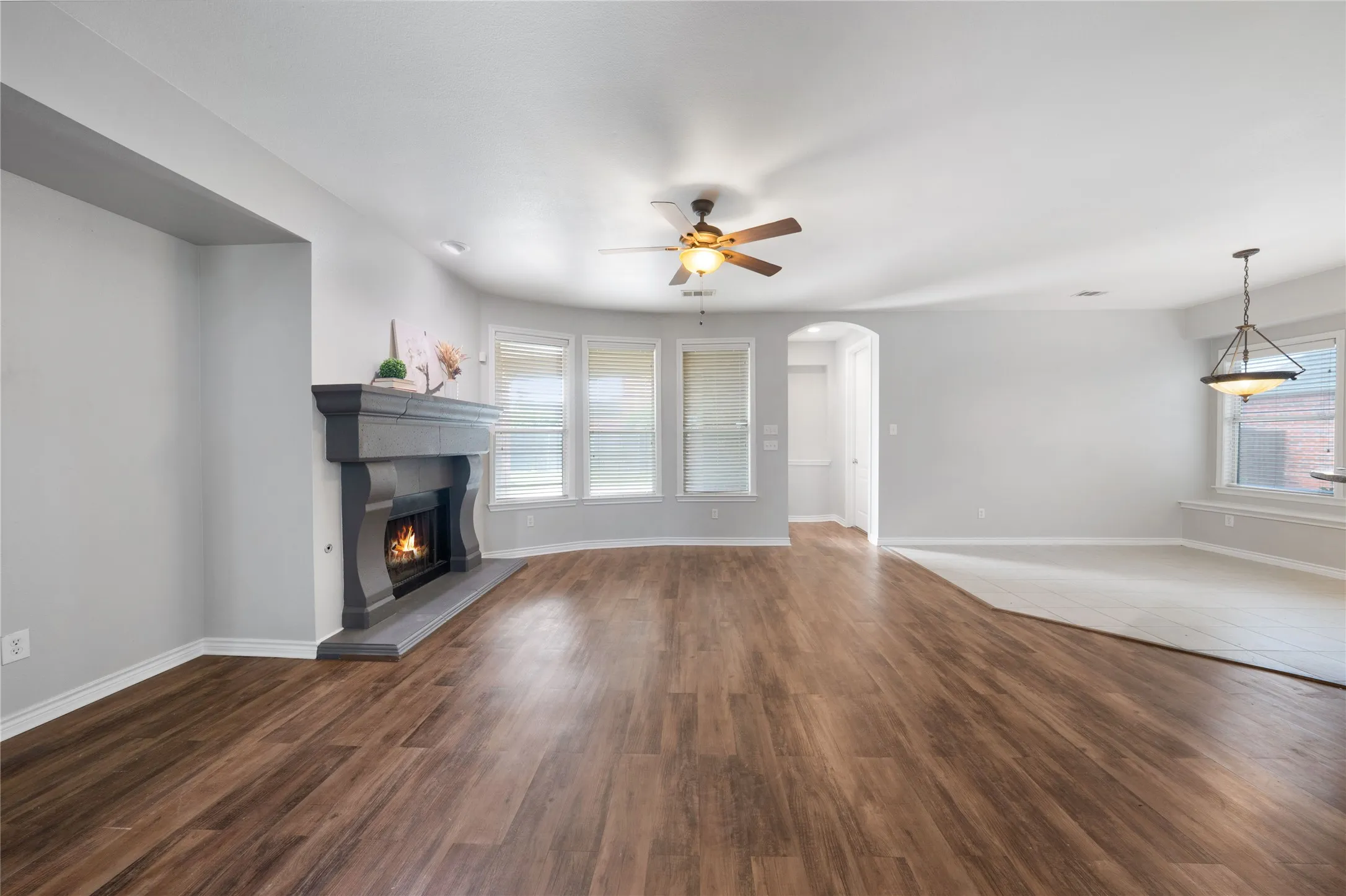 Single Family Residence For Sale in Collin County , 280 Dave Trail, Prosper, Texas 75078, 4 Bedroom, 4 Bathroom, 2 Garage spaces, 3,930 Sqft, built in 2006, mls#21267992, Real Estate Agent in Prosper, Homes For Sale in Collin county, Homes For Sale in Prosper, Realtor in Prosper Texas, Real Estate Brokerage Independent Realty Texas, Luminita Cordes Realtor
