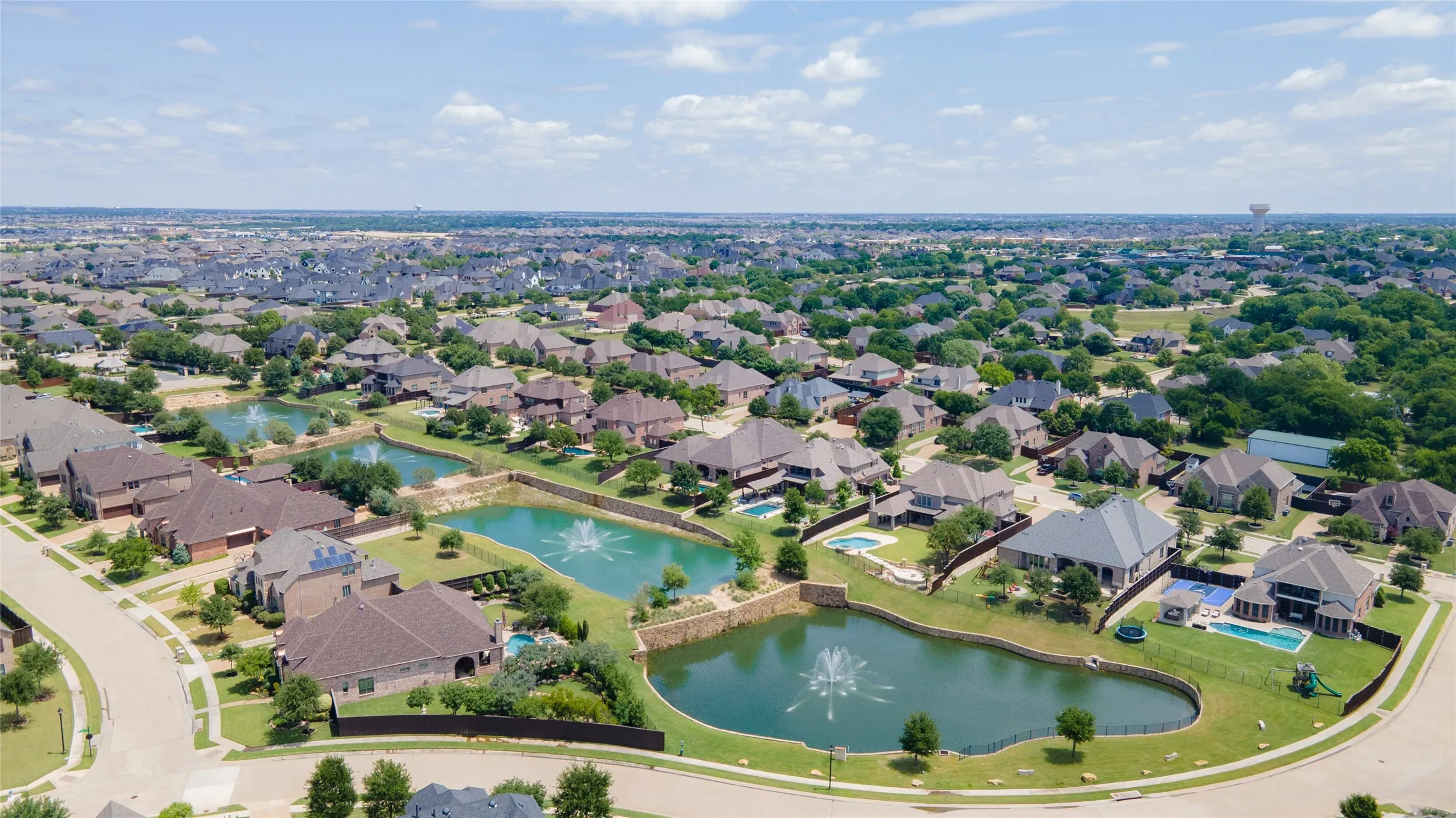 Single Family Residence For Sale in Collin County , 280 Dave Trail, Prosper, Texas 75078, 4 Bedroom, 4 Bathroom, 2 Garage spaces, 3,930 Sqft, built in 2006, mls#21267992, Real Estate Agent in Prosper, Homes For Sale in Collin county, Homes For Sale in Prosper, Realtor in Prosper Texas, Real Estate Brokerage Independent Realty Texas, Luminita Cordes Realtor