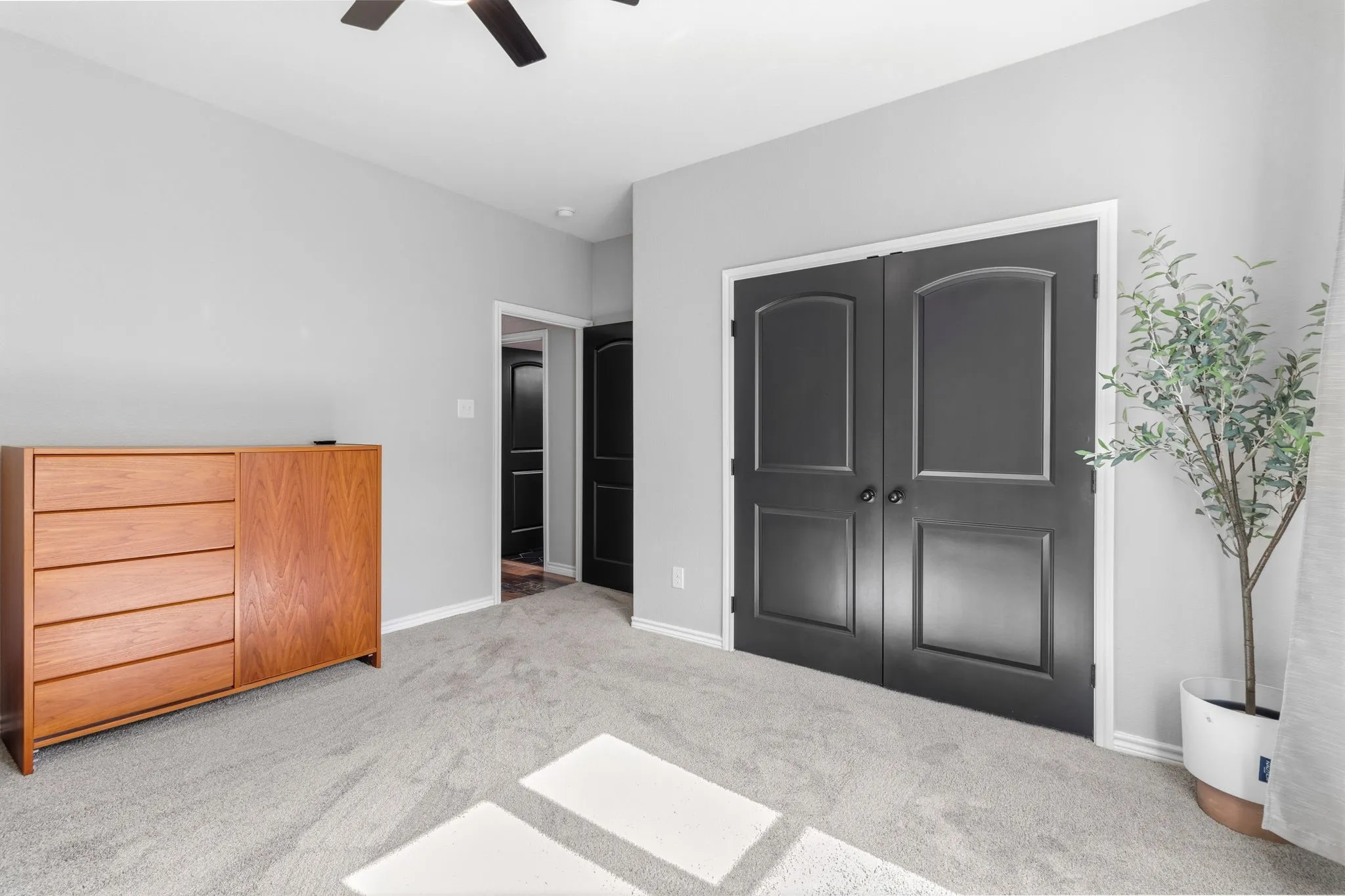 Single Family Residence For Sale in Montague County , 688 Sandstone Court, Sunset, Texas 76270, 4 Bedroom, 2 Bathroom, 2 Garage spaces, 1,992 Sqft, built in 2022, mls#21266984, Real Estate Agent in Sunset, Homes For Sale in Montague county, Homes For Sale in Sunset, Realtor in Sunset Texas, Real Estate Brokerage Independent Realty Texas, Luminita Cordes Realtor