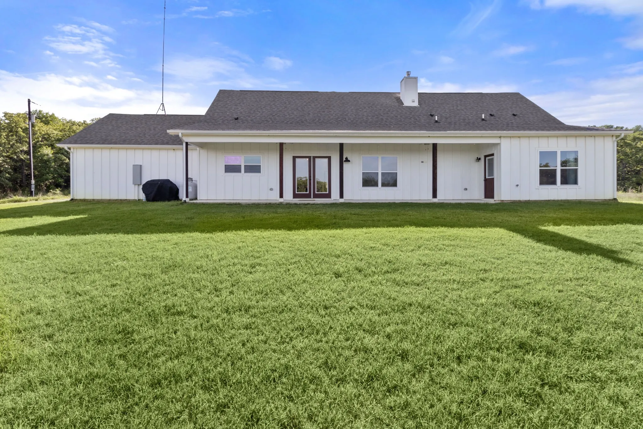 Single Family Residence For Sale in Montague County , 688 Sandstone Court, Sunset, Texas 76270, 4 Bedroom, 2 Bathroom, 2 Garage spaces, 1,992 Sqft, built in 2022, mls#21266984, Real Estate Agent in Sunset, Homes For Sale in Montague county, Homes For Sale in Sunset, Realtor in Sunset Texas, Real Estate Brokerage Independent Realty Texas, Luminita Cordes Realtor