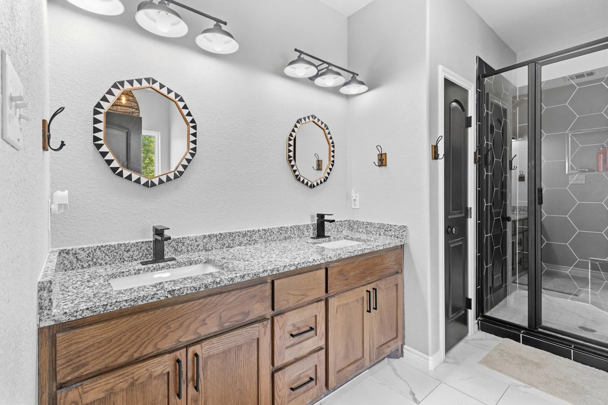 Single Family Residence For Sale in Montague County , 688 Sandstone Court, Sunset, Texas 76270, 4 Bedroom, 2 Bathroom, 2 Garage spaces, 1,992 Sqft, built in 2022, mls#21266984, Real Estate Agent in Sunset, Homes For Sale in Montague county, Homes For Sale in Sunset, Realtor in Sunset Texas, Real Estate Brokerage Independent Realty Texas, Luminita Cordes Realtor
