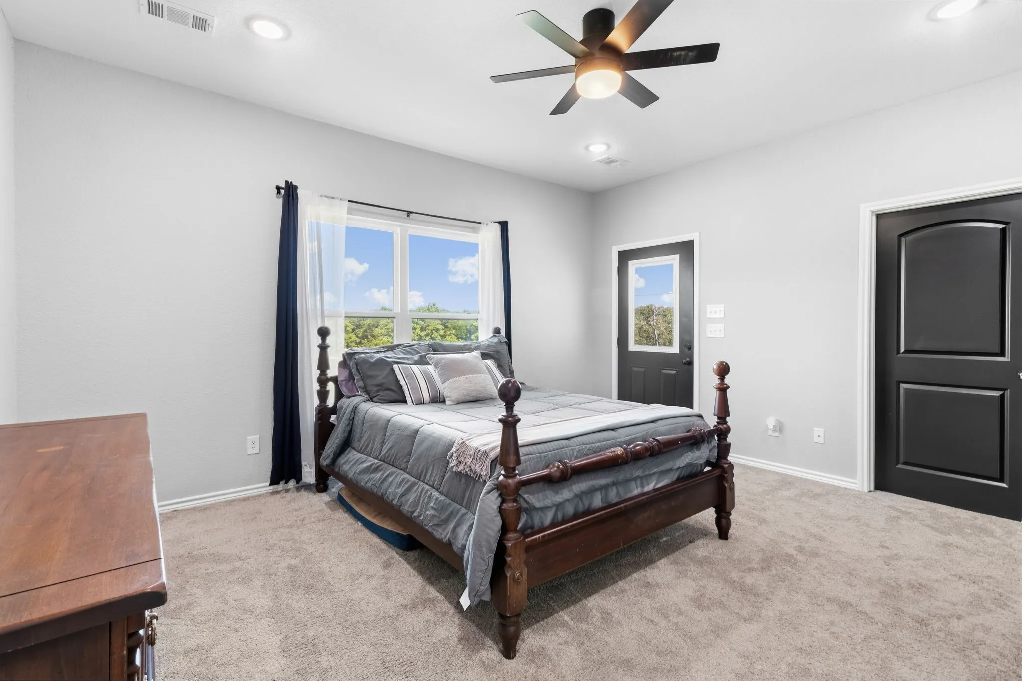 Single Family Residence For Sale in Montague County , 688 Sandstone Court, Sunset, Texas 76270, 4 Bedroom, 2 Bathroom, 2 Garage spaces, 1,992 Sqft, built in 2022, mls#21266984, Real Estate Agent in Sunset, Homes For Sale in Montague county, Homes For Sale in Sunset, Realtor in Sunset Texas, Real Estate Brokerage Independent Realty Texas, Luminita Cordes Realtor