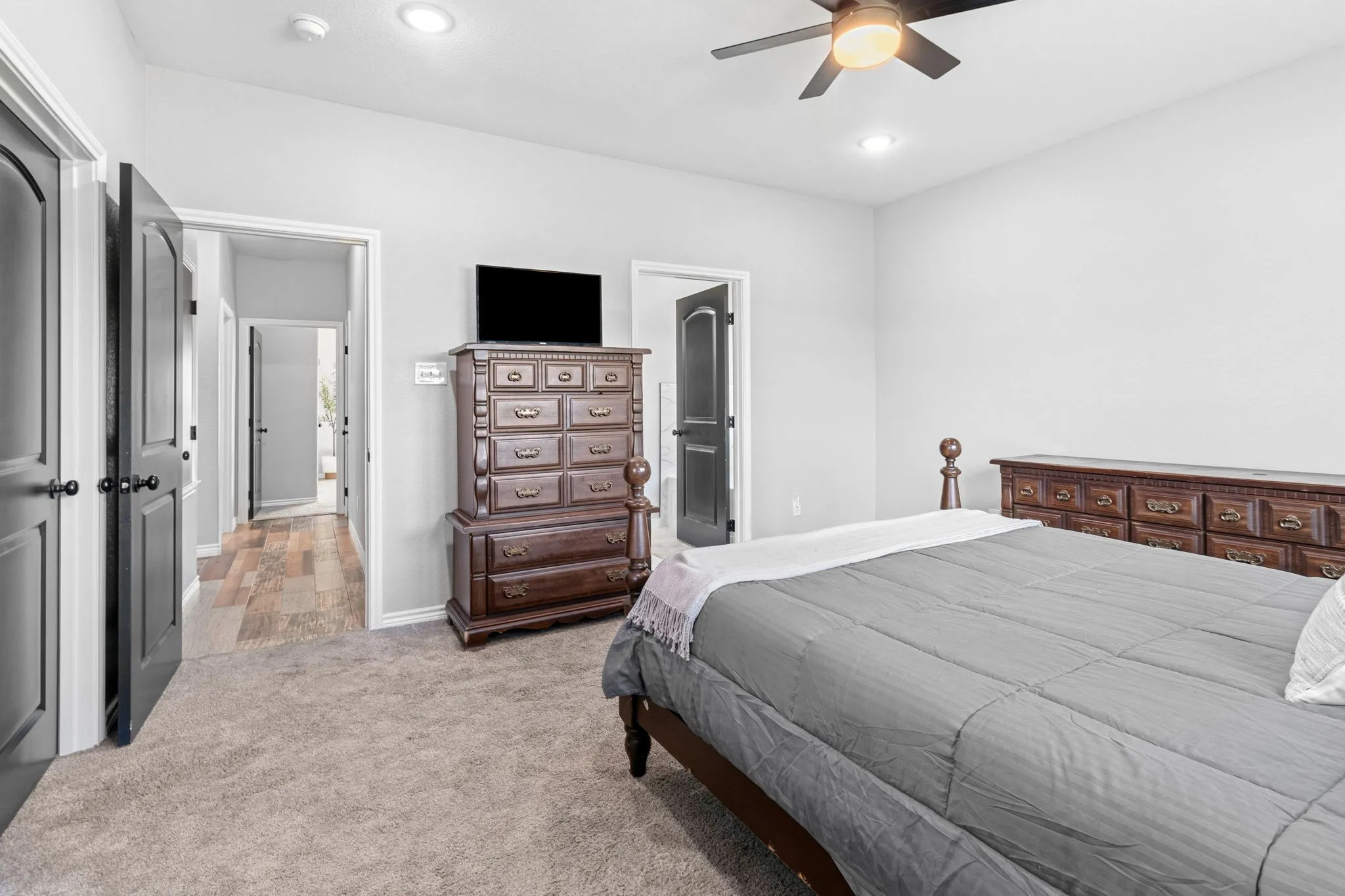 Single Family Residence For Sale in Montague County , 688 Sandstone Court, Sunset, Texas 76270, 4 Bedroom, 2 Bathroom, 2 Garage spaces, 1,992 Sqft, built in 2022, mls#21266984, Real Estate Agent in Sunset, Homes For Sale in Montague county, Homes For Sale in Sunset, Realtor in Sunset Texas, Real Estate Brokerage Independent Realty Texas, Luminita Cordes Realtor