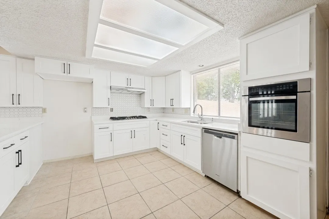 Single Family Residence For Sale in Dallas County , 3544 Esplendor Avenue, Irving, Texas 75062, 4 Bedroom, 3 Bathroom, 2 Garage spaces, 1,996 Sqft, built in 1970, Price $398,000, mls#21268011, Real Estate Agent in Irving, Homes For Sale in Dallas county, Homes For Sale in Irving, Realtor in Irving Texas, Real Estate Brokerage Independent Realty Texas, Luminita Cordes Realtor