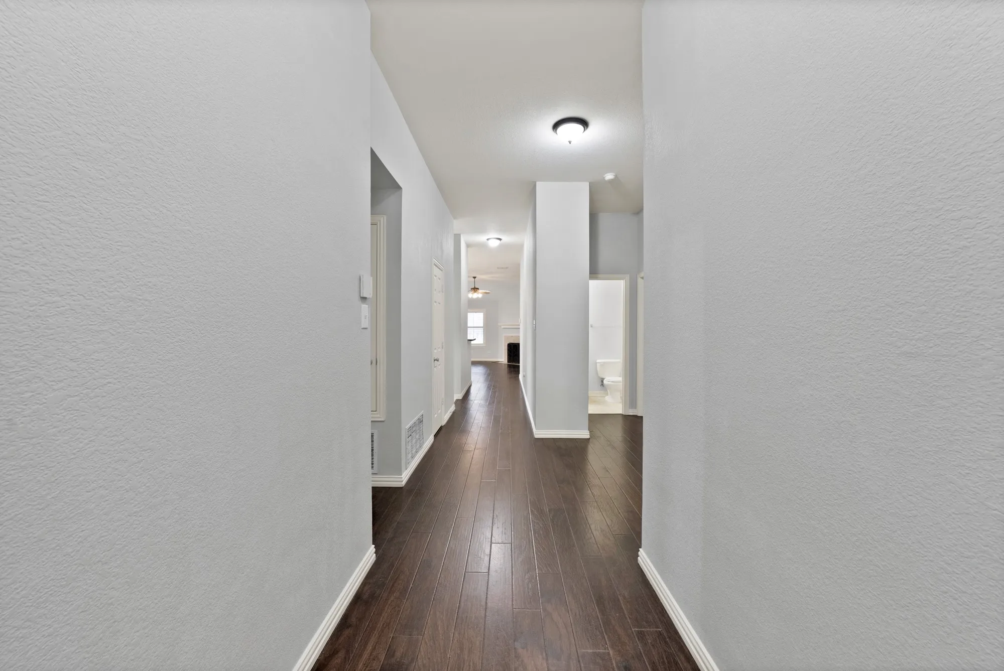 Single Family Residence For Sale in Denton County , 2805 Enchanted Eve Drive, Little Elm, Texas 75068, 4 Bedroom, 2 Bathroom, 2 Garage spaces, 1,980 Sqft, built in 2005, mls#21261445, Real Estate Agent in Little Elm, Homes For Sale in Denton county, Homes For Sale in Little Elm, Realtor in Little Elm Texas, Real Estate Brokerage Independent Realty Texas, Luminita Cordes Realtor