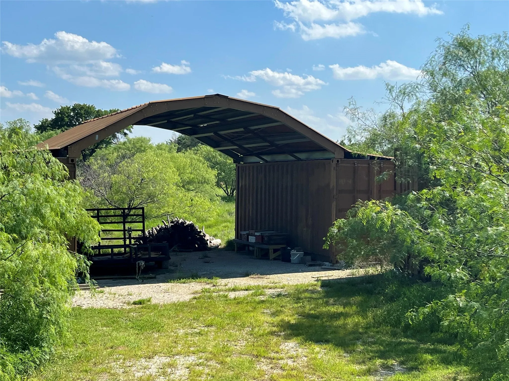 Improved Land For Sale in Denton County , 2200 Tipps Road, Cross Roads, Texas 76227, 0, 0, Garage spaces, 0 Sqft, built in 1947, mls#21269549, Real Estate Agent in Cross Roads, Homes For Sale in Denton county, Homes For Sale in Cross Roads, Realtor in Cross Roads Texas, Real Estate Brokerage Independent Realty Texas, Luminita Cordes Realtor