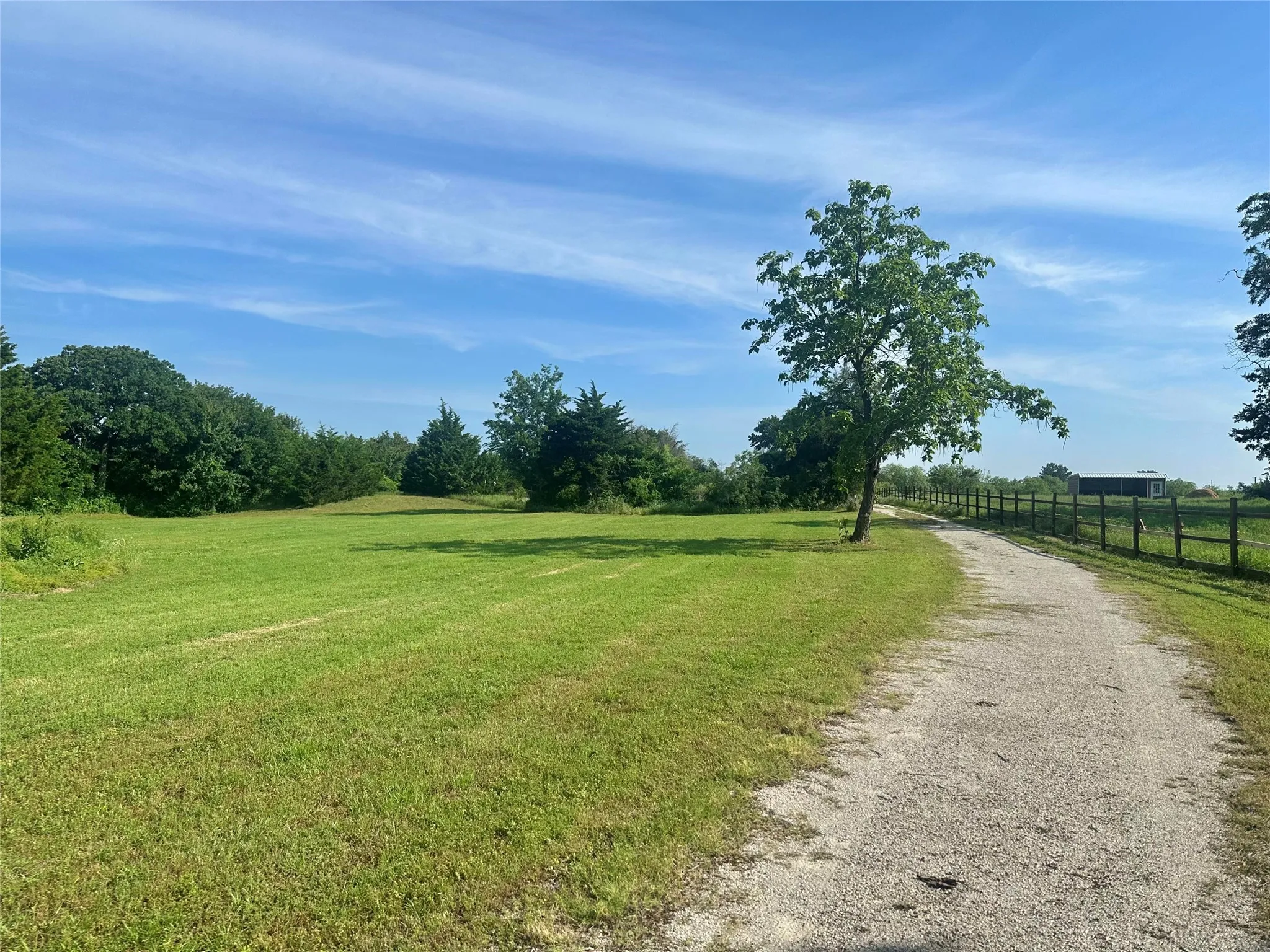 Improved Land For Sale in Denton County , 2200 Tipps Road, Cross Roads, Texas 76227, 0, 0, Garage spaces, 0 Sqft, built in 1947, mls#21269549, Real Estate Agent in Cross Roads, Homes For Sale in Denton county, Homes For Sale in Cross Roads, Realtor in Cross Roads Texas, Real Estate Brokerage Independent Realty Texas, Luminita Cordes Realtor