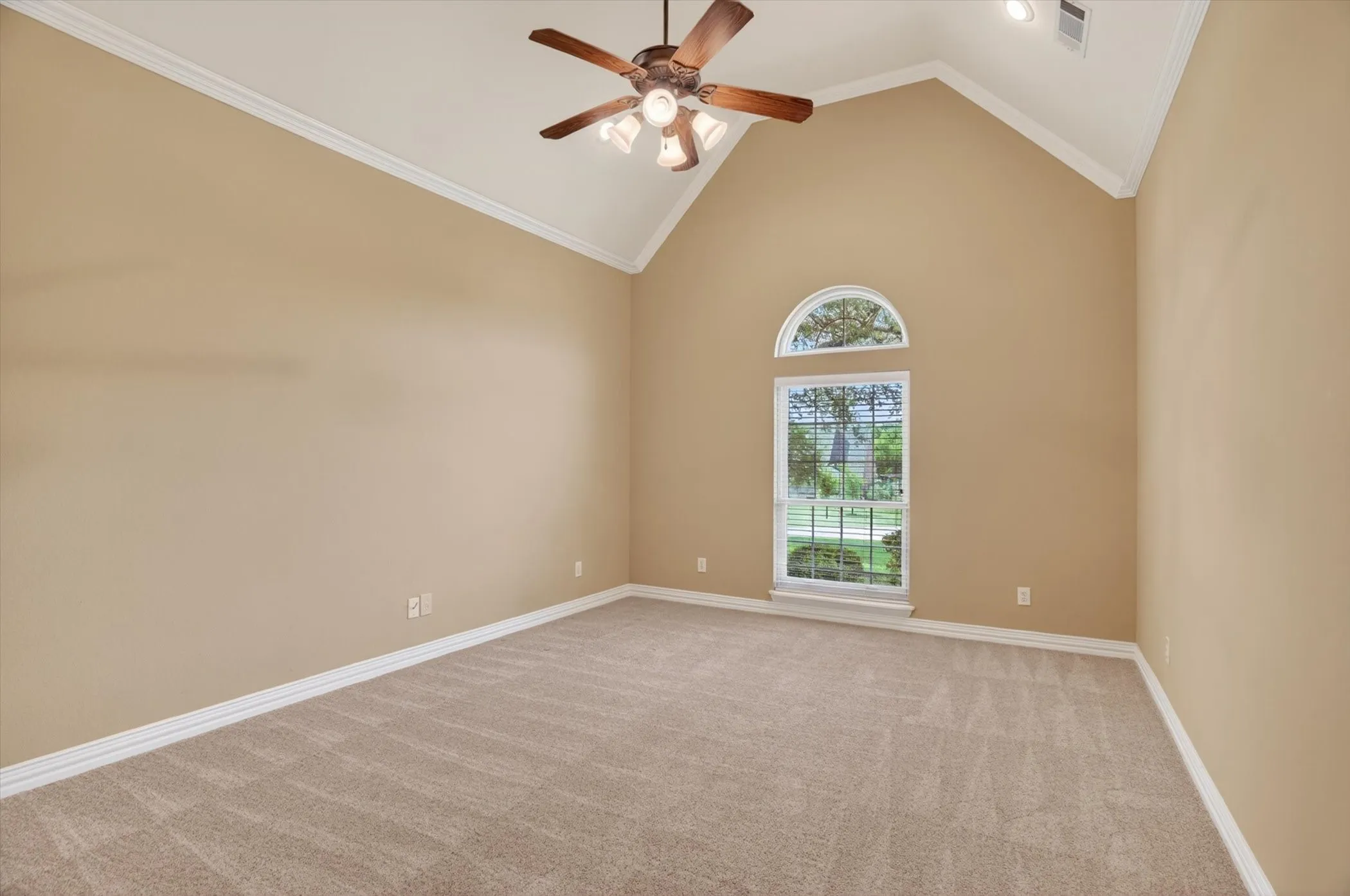 Single Family Residence For Sale in Parker County , 175 N Boyce Lane, Fort Worth, Texas 76108, 5 Bedroom, 4 Bathroom, 3 Garage spaces, 4,195 Sqft, built in 2001, mls#21269597, Real Estate Agent in Fort Worth, Homes For Sale in Parker county, Homes For Sale in Fort Worth, Realtor in Fort Worth Texas, Real Estate Brokerage Independent Realty Texas, Luminita Cordes Realtor